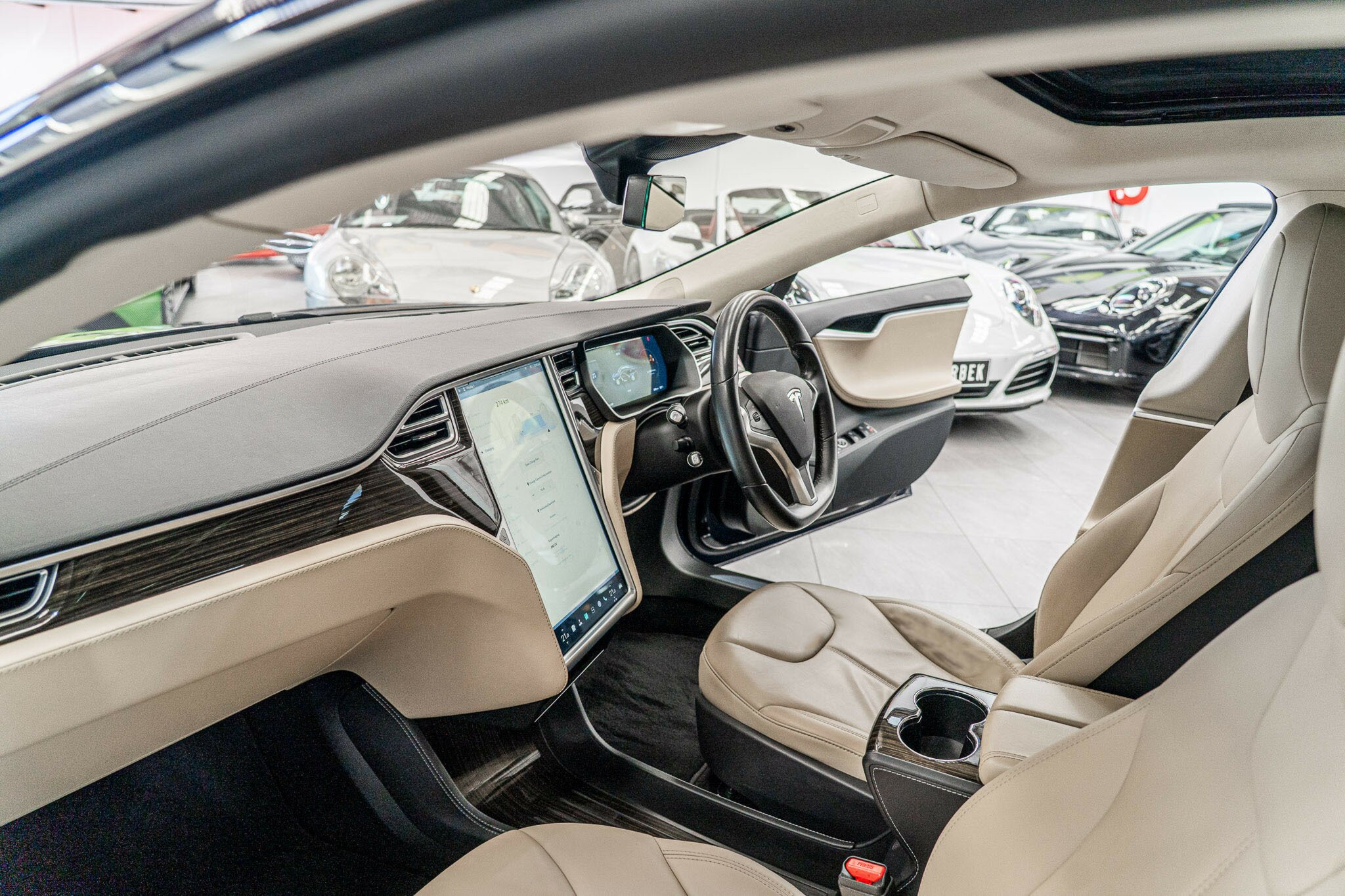 2014 TESLA MODEL S 85 1 SP AUTOMATIC 4D HATCHBACK