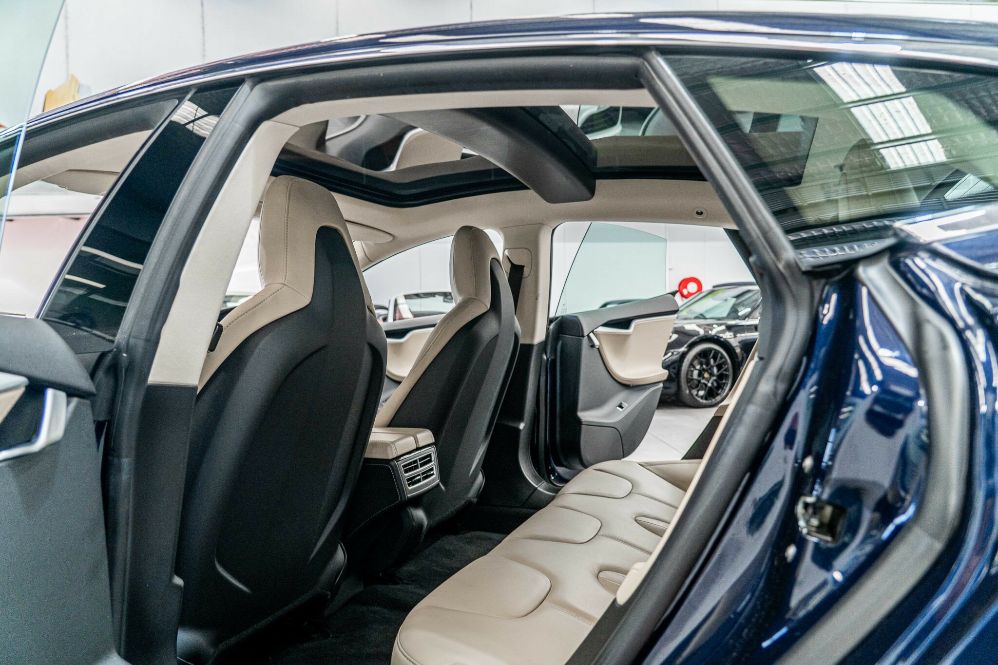 2014 TESLA MODEL S 85 1 SP AUTOMATIC 4D HATCHBACK