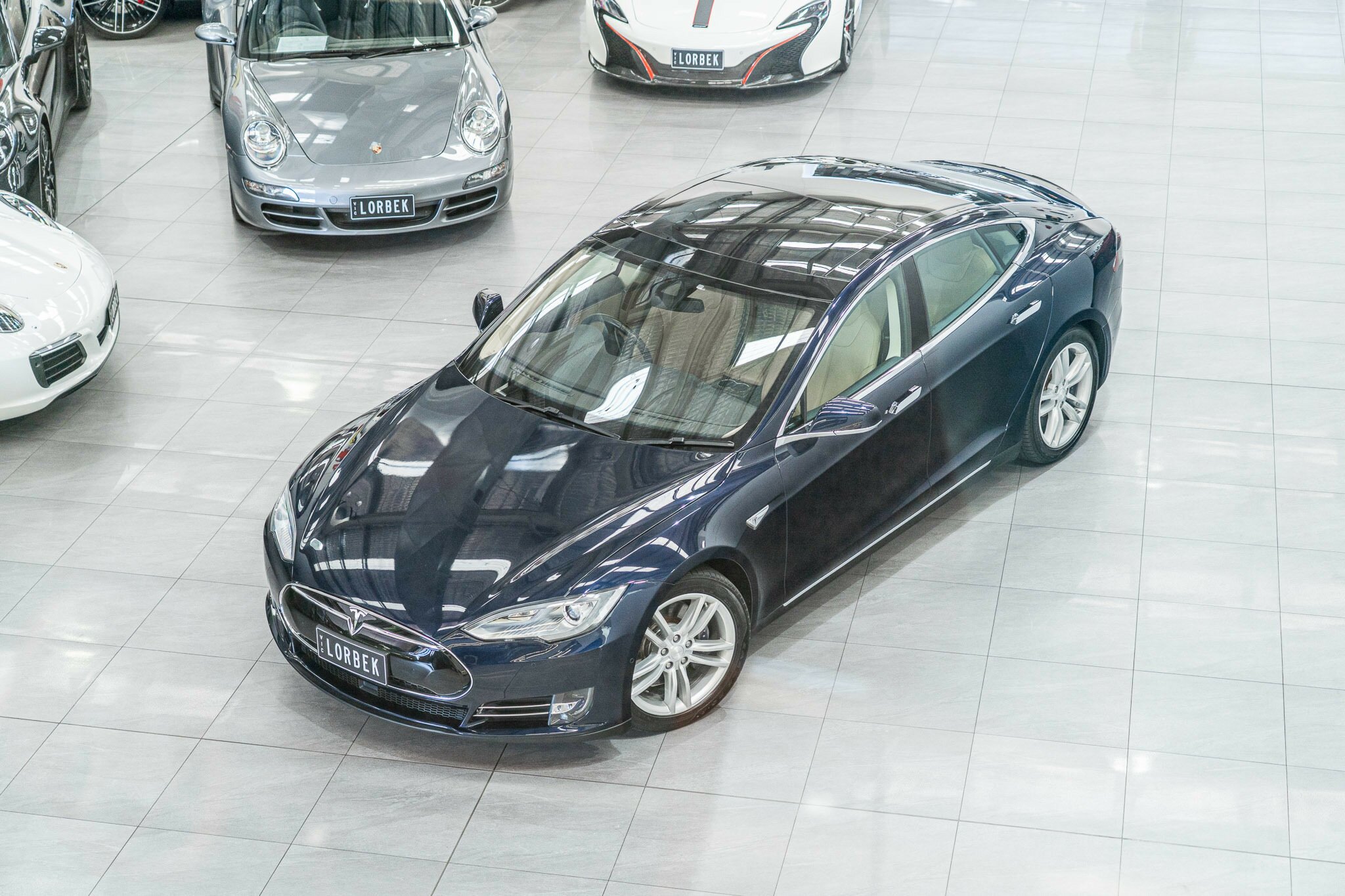 2014 TESLA MODEL S 85 1 SP AUTOMATIC 4D HATCHBACK