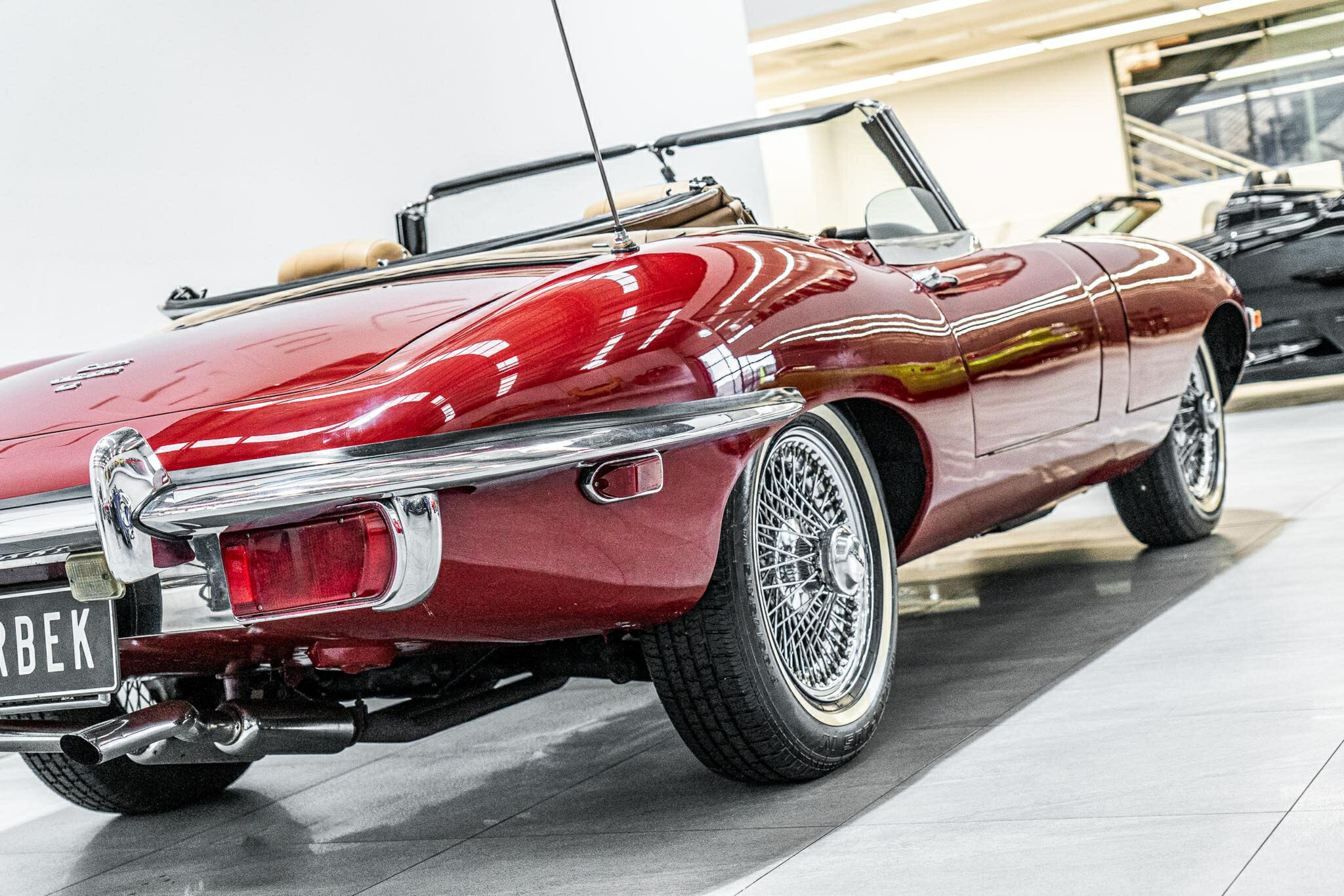 1970 JAGUAR E TYPE SERIES 2 4.2 4 SP MANUAL 2D ROADSTER