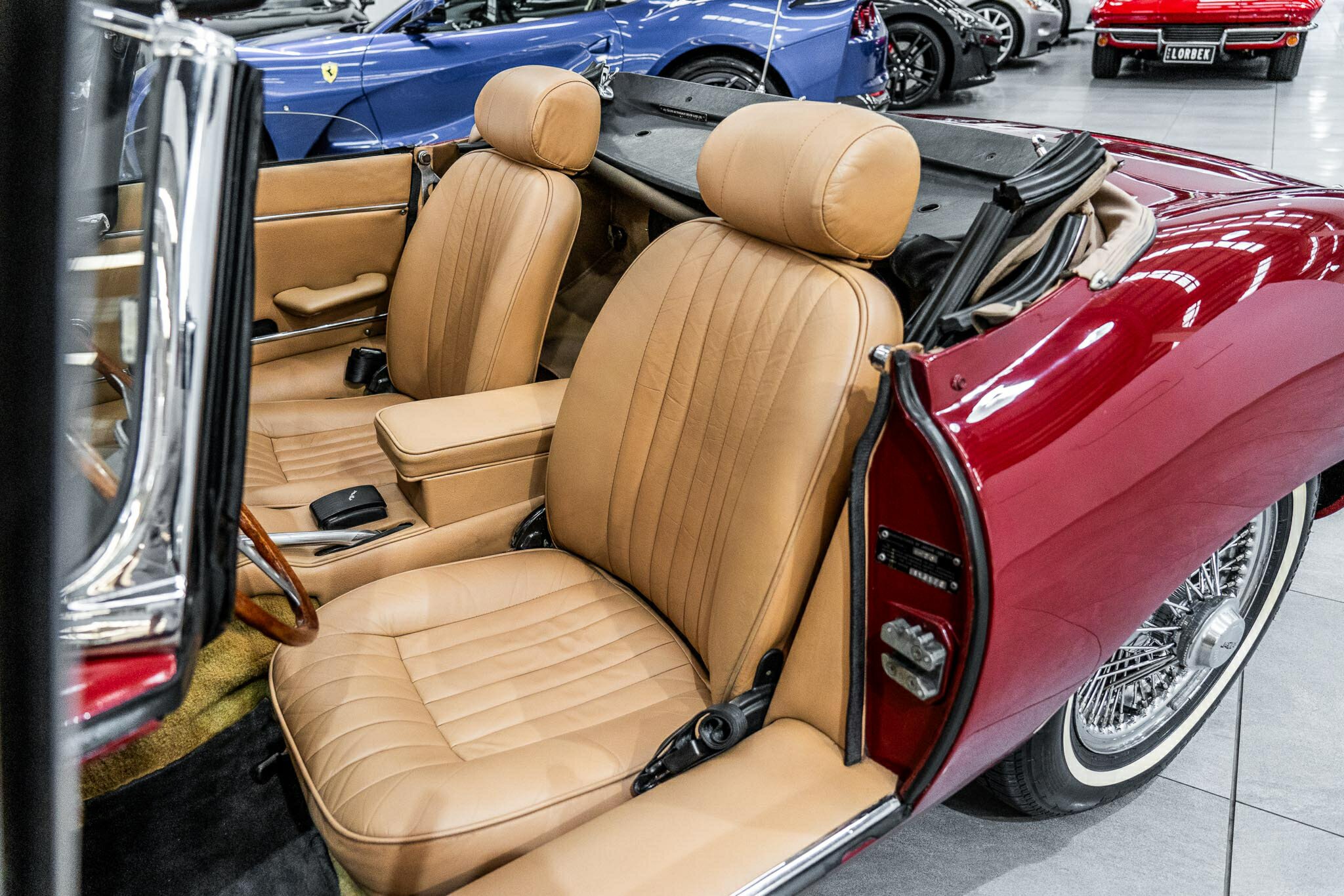 1970 JAGUAR E TYPE SERIES 2 4.2 4 SP MANUAL 2D ROADSTER