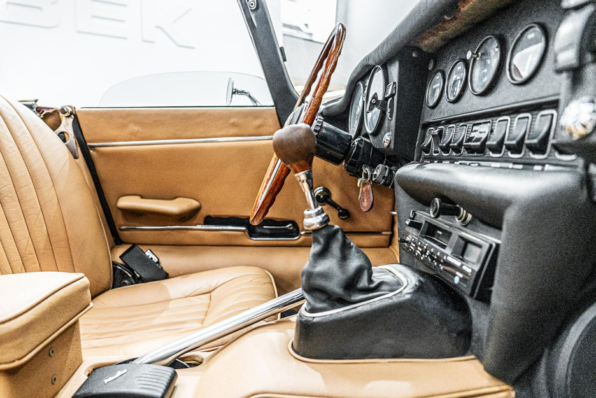 1970 JAGUAR E TYPE SERIES 2 4.2 4 SP MANUAL 2D ROADSTER