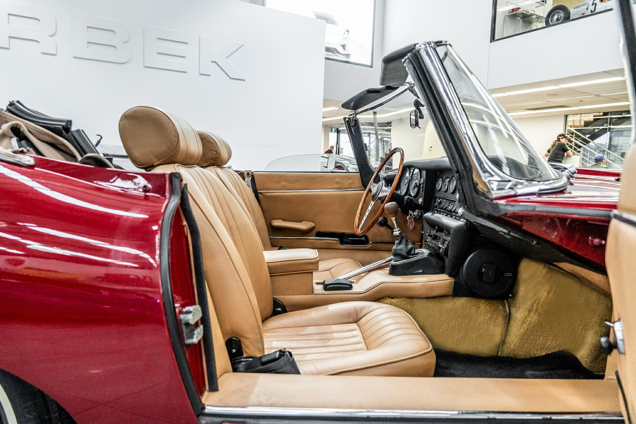 1970 JAGUAR E TYPE SERIES 2 4.2 4 SP MANUAL 2D ROADSTER