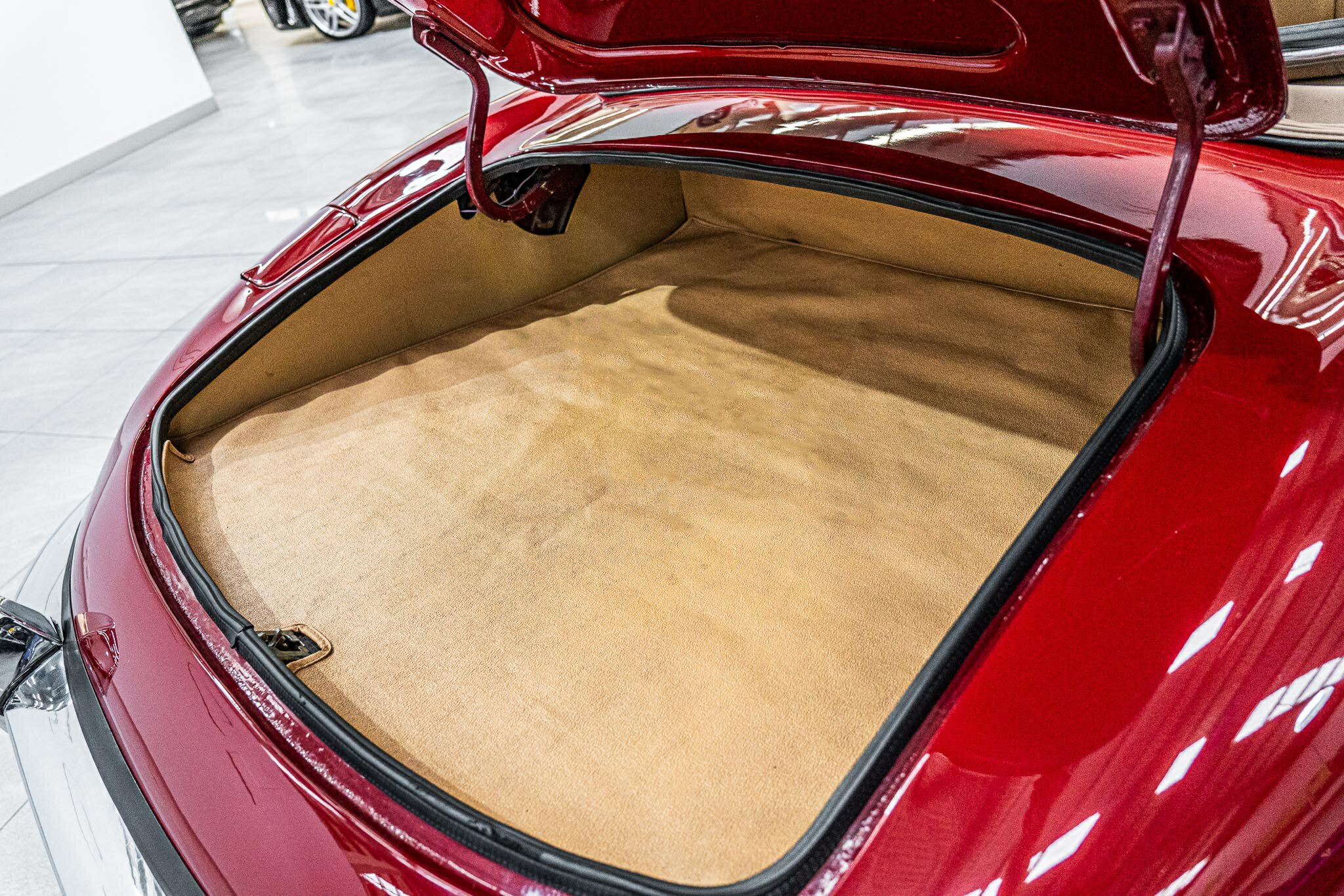 1970 JAGUAR E TYPE SERIES 2 4.2 4 SP MANUAL 2D ROADSTER