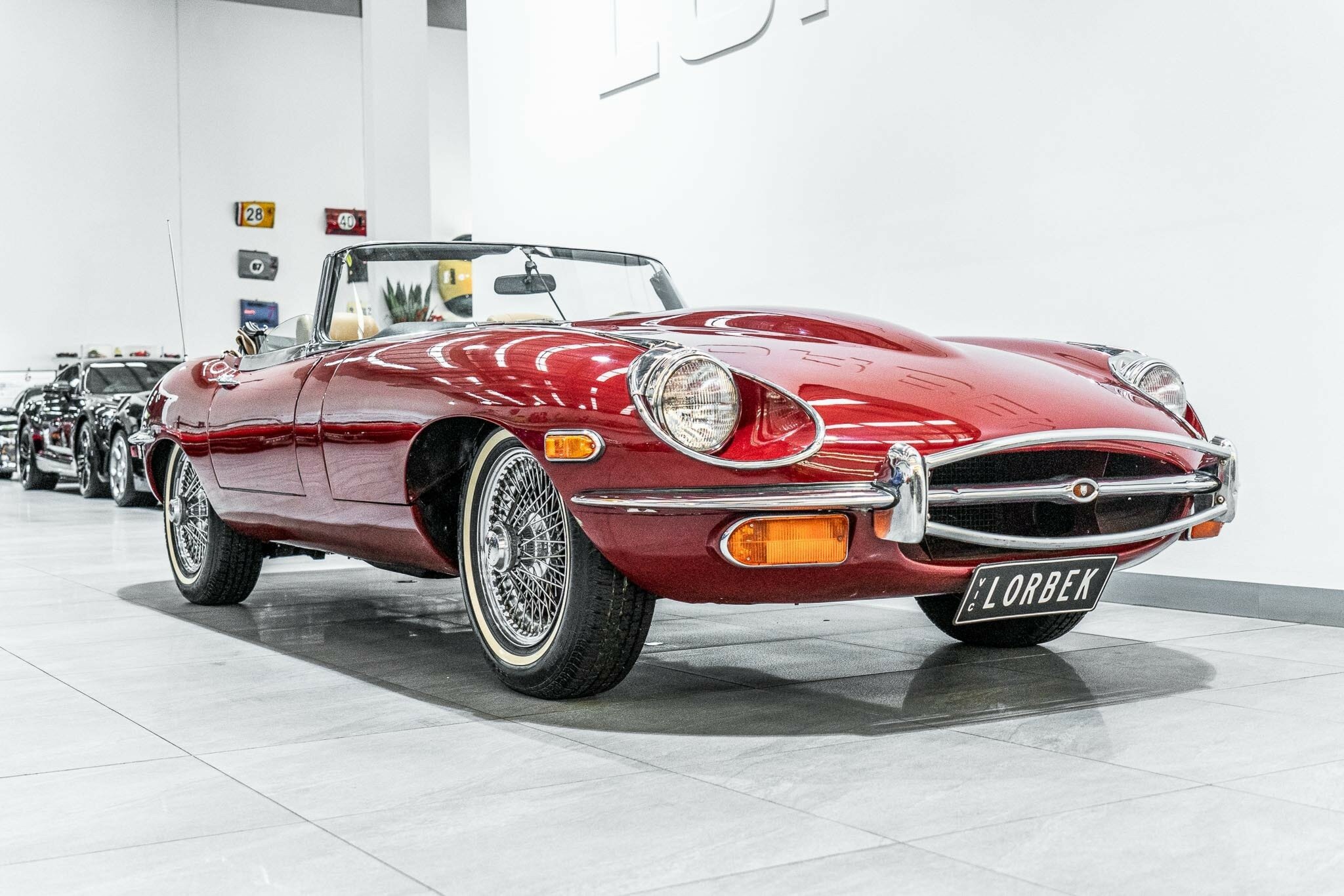 1970 JAGUAR E TYPE SERIES 2 4.2 4 SP MANUAL 2D ROADSTER