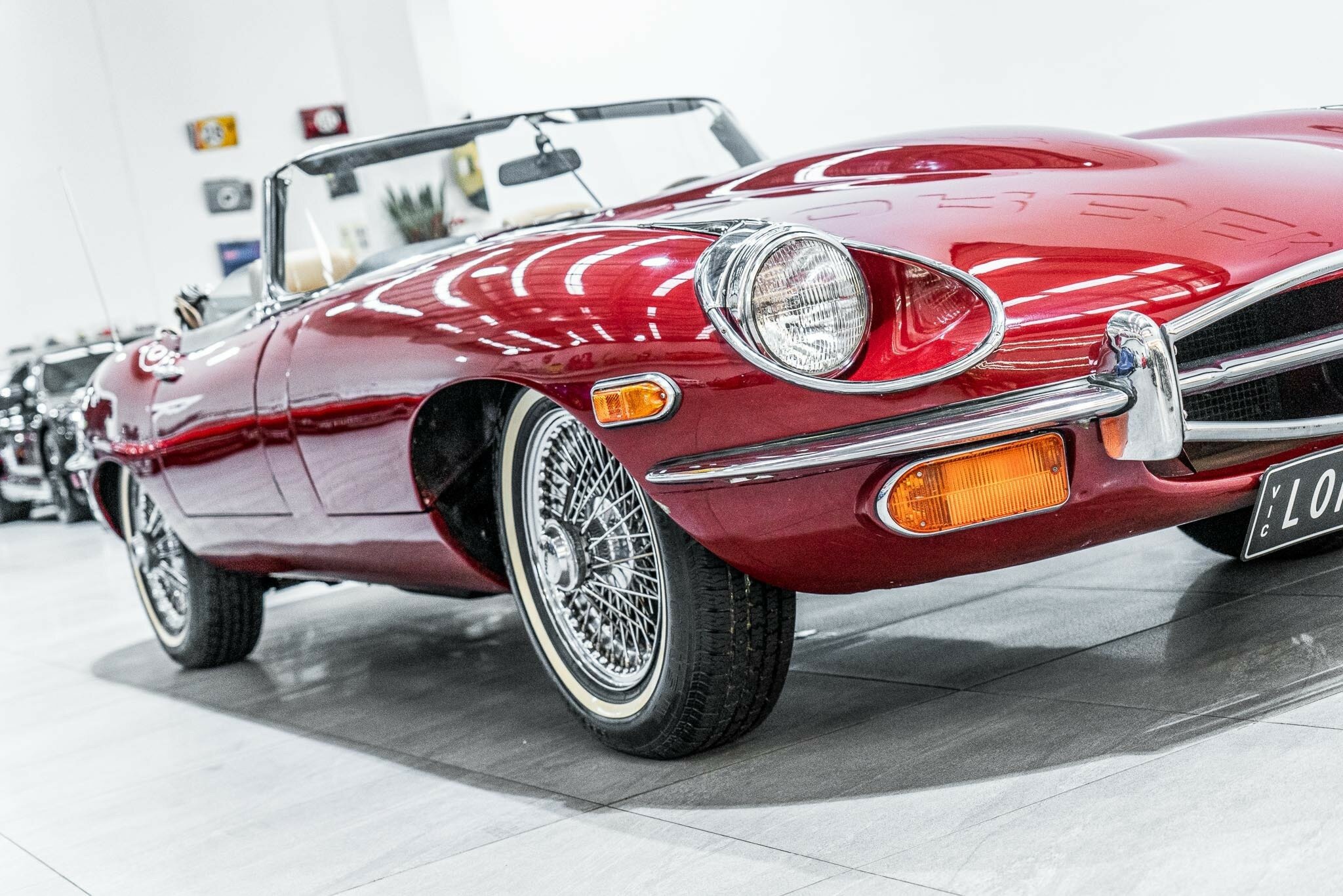 1970 JAGUAR E TYPE SERIES 2 4.2 4 SP MANUAL 2D ROADSTER