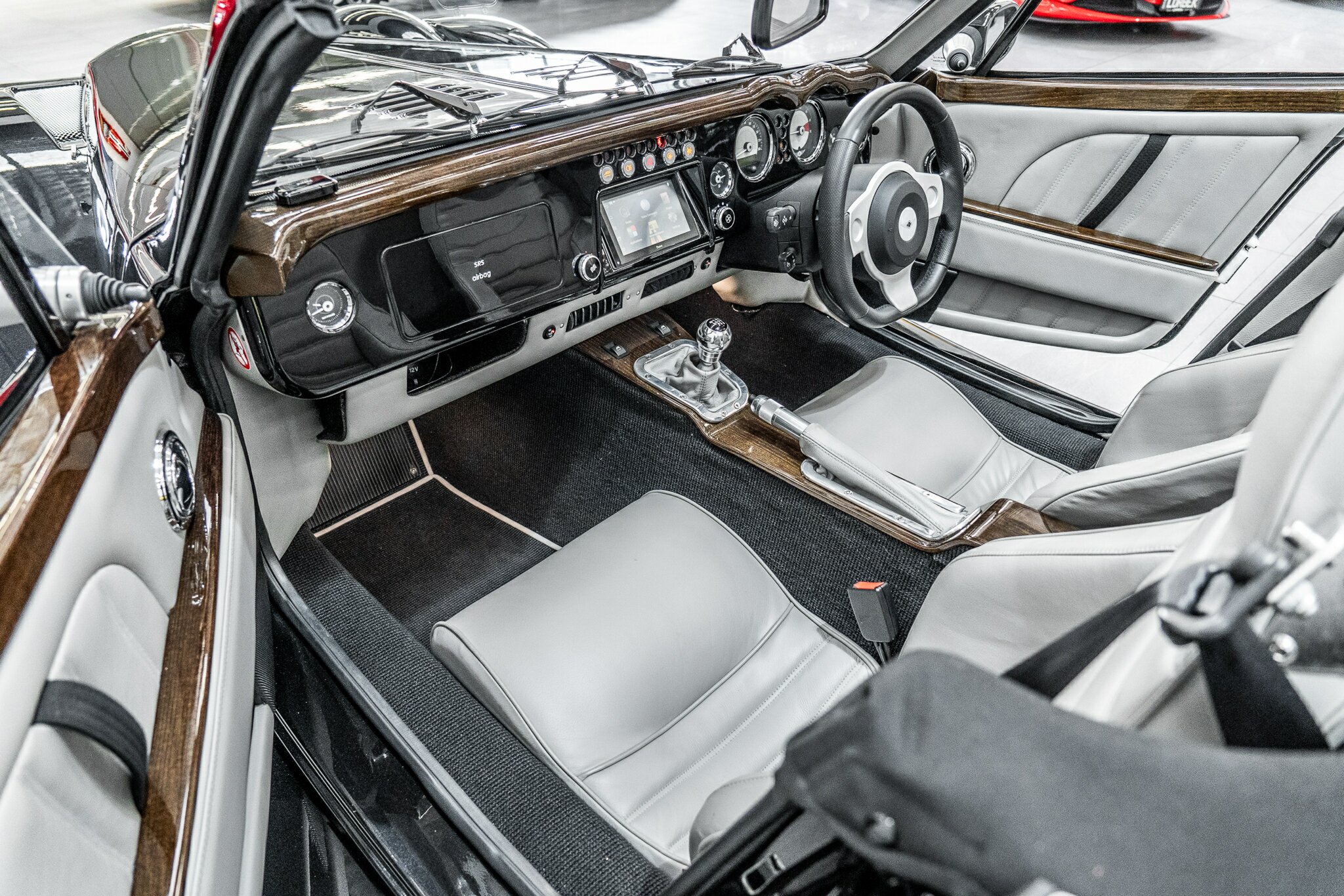 2018 MORGAN AERO 8 SERIES 5 6 SP MANUAL 2D ROADSTER