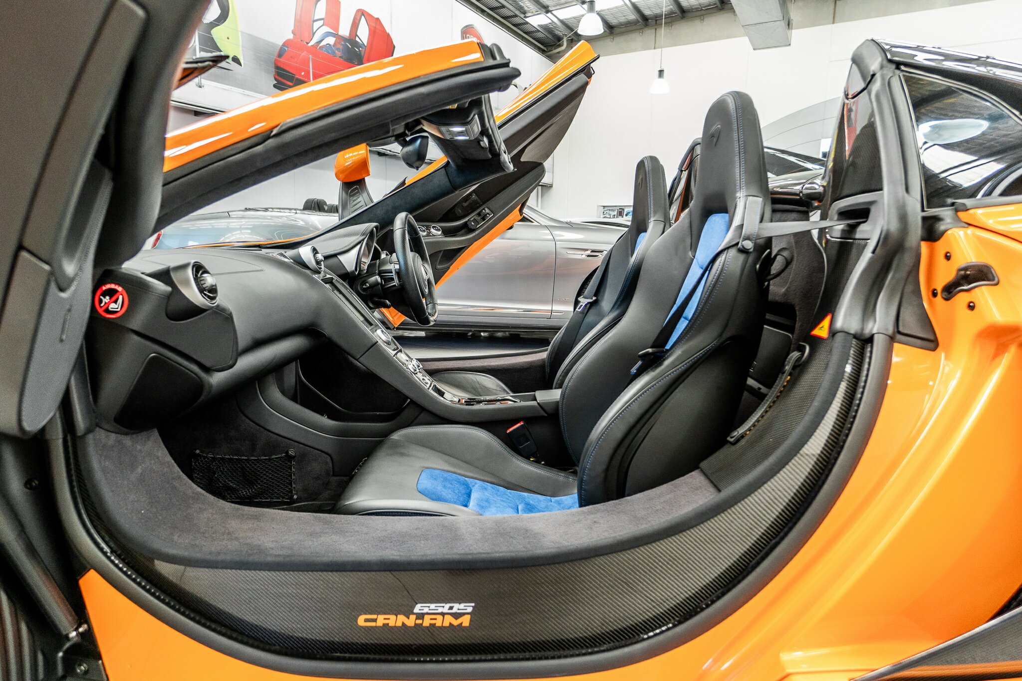 2016 McLAREN 650S 7 SP AUTOMATIC 2D CONVERTIBLE