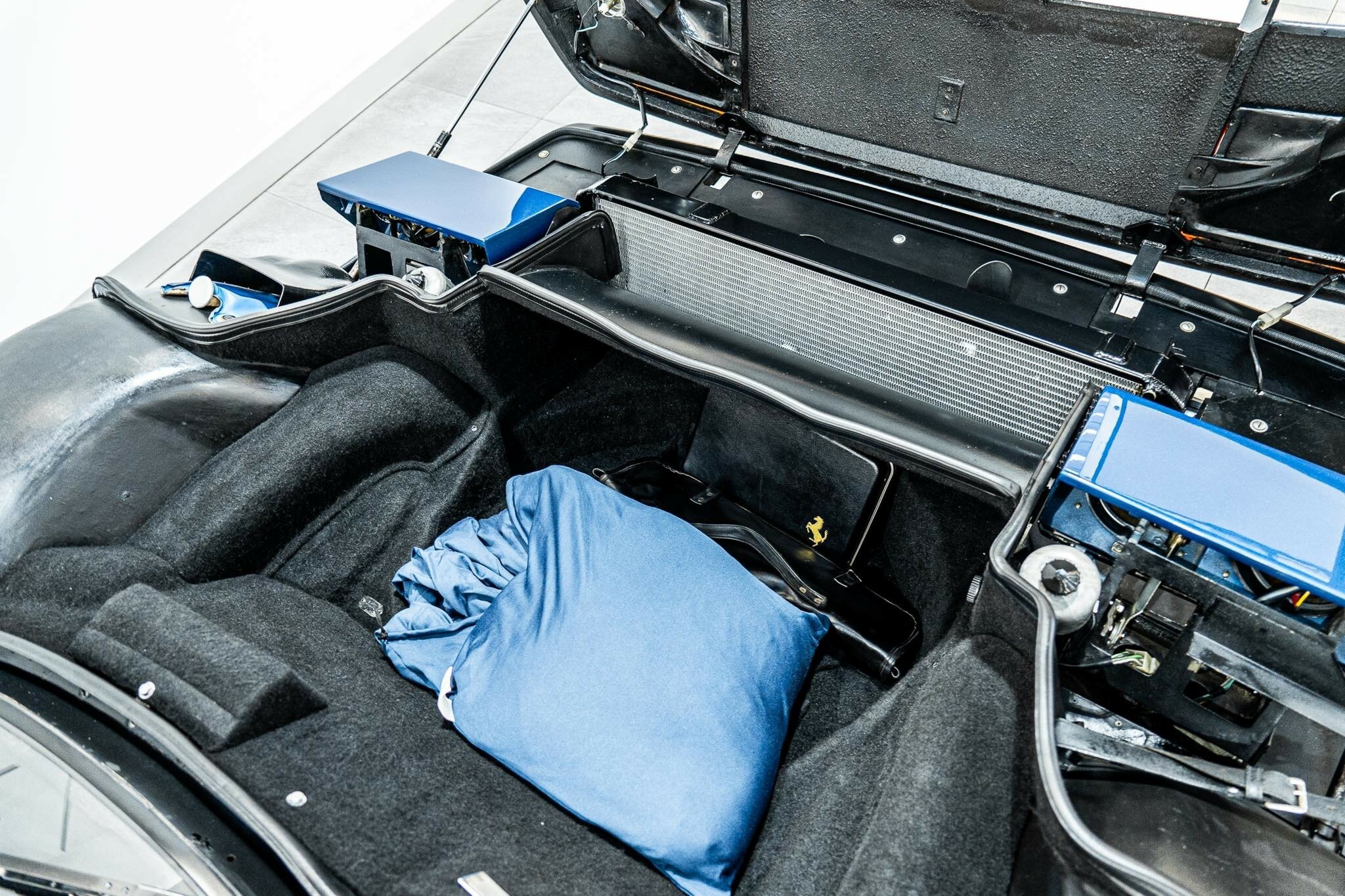 1974 FERRARI 365 GT4 BERLINETTA BOXER 5 SP MANUAL 2D COUPE