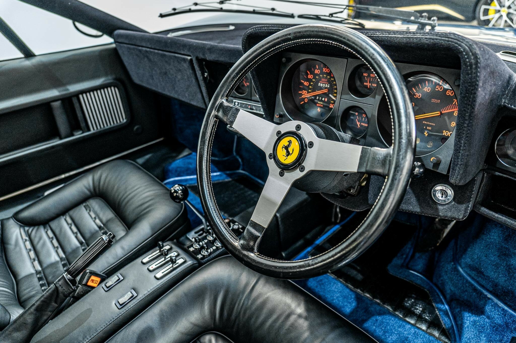 1974 FERRARI 365 GT4 BERLINETTA BOXER 5 SP MANUAL 2D COUPE