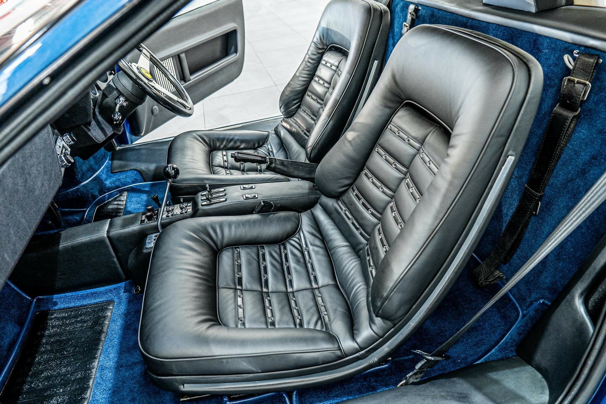 1974 FERRARI 365 GT4 BERLINETTA BOXER 5 SP MANUAL 2D COUPE