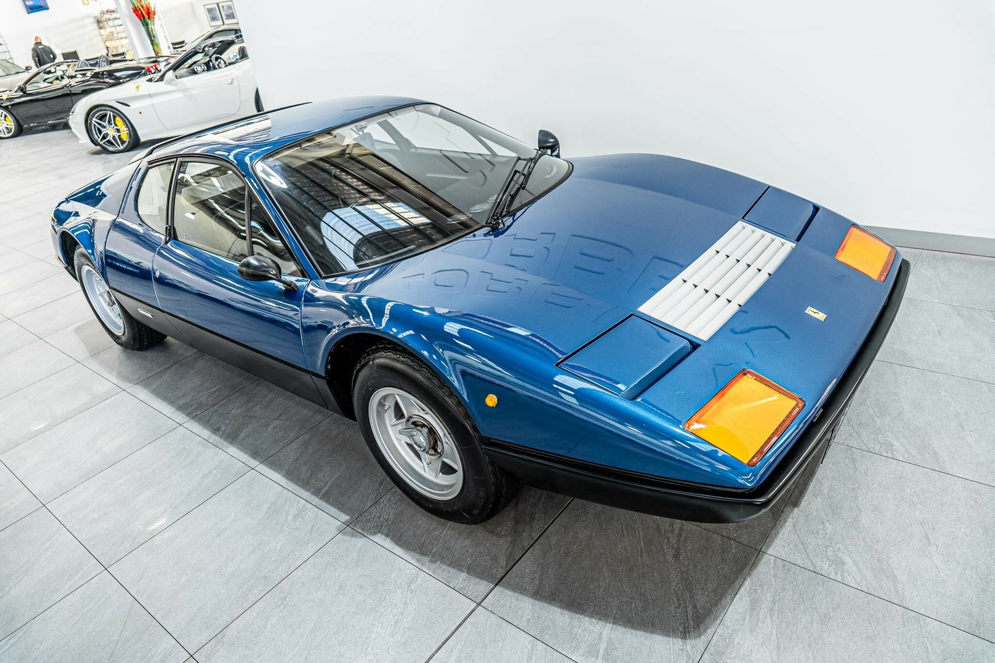 1974 FERRARI 365 GT4 BERLINETTA BOXER 5 SP MANUAL 2D COUPE