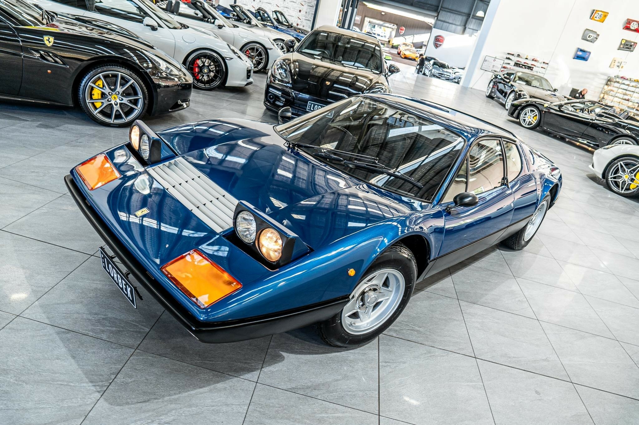 1974 FERRARI 365 GT4 BERLINETTA BOXER 5 SP MANUAL 2D COUPE