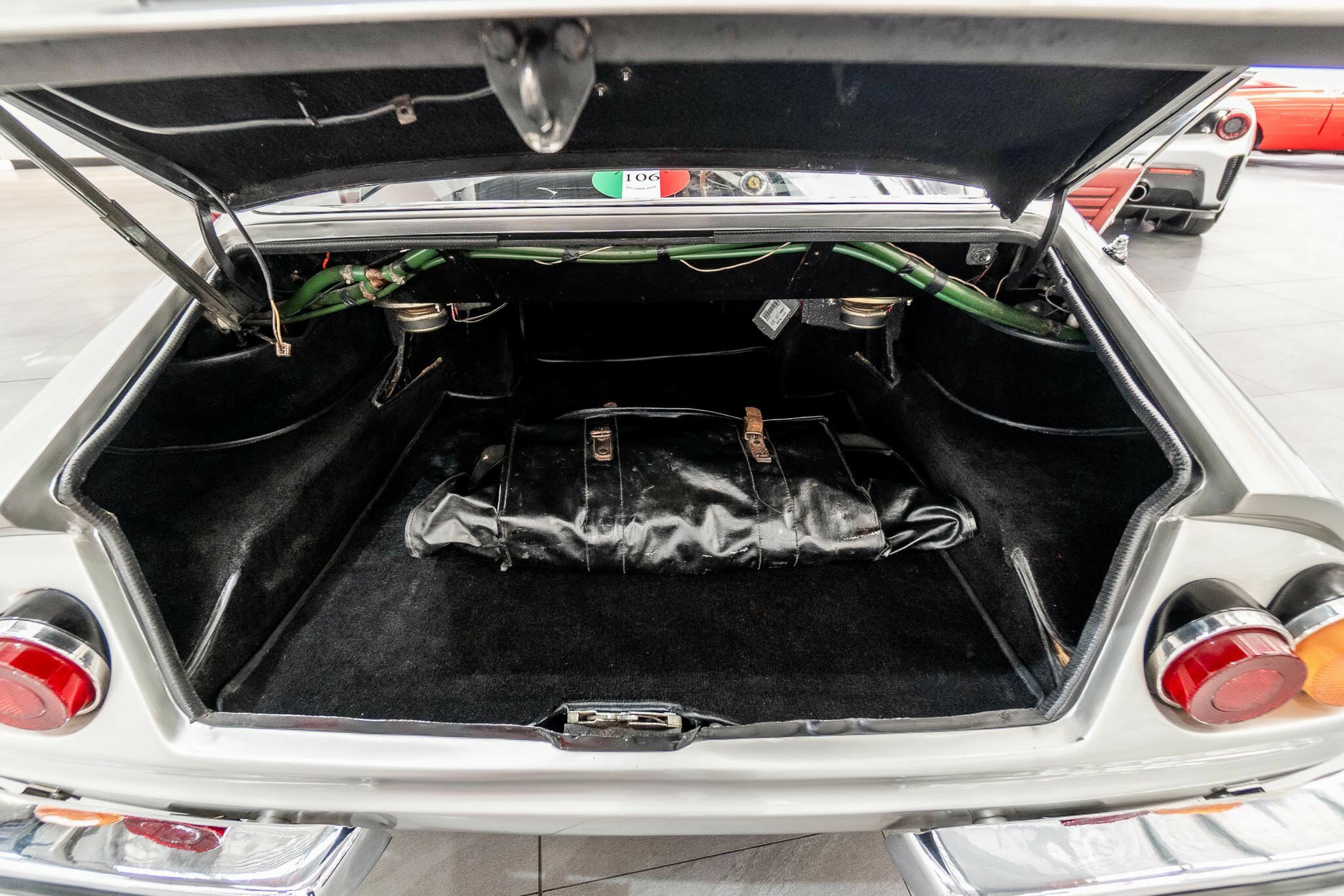 1970 FERRARI 365 GTB4 (DAYTONA) 5 SP MANUAL 2D COUPE