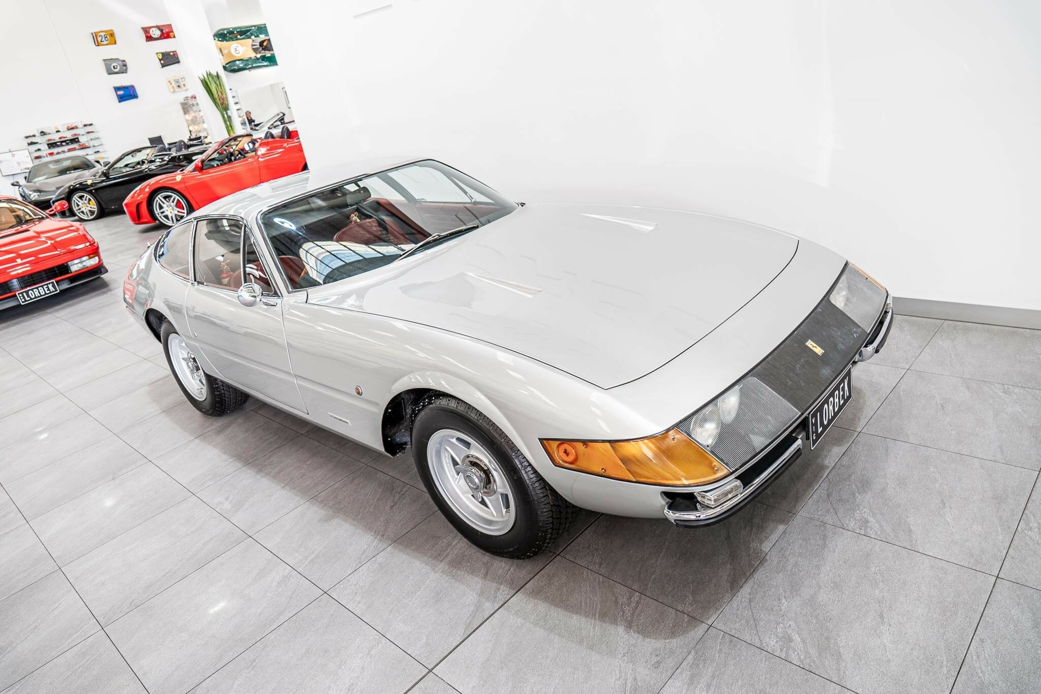 1970 FERRARI 365 GTB4 (DAYTONA) 5 SP MANUAL 2D COUPE