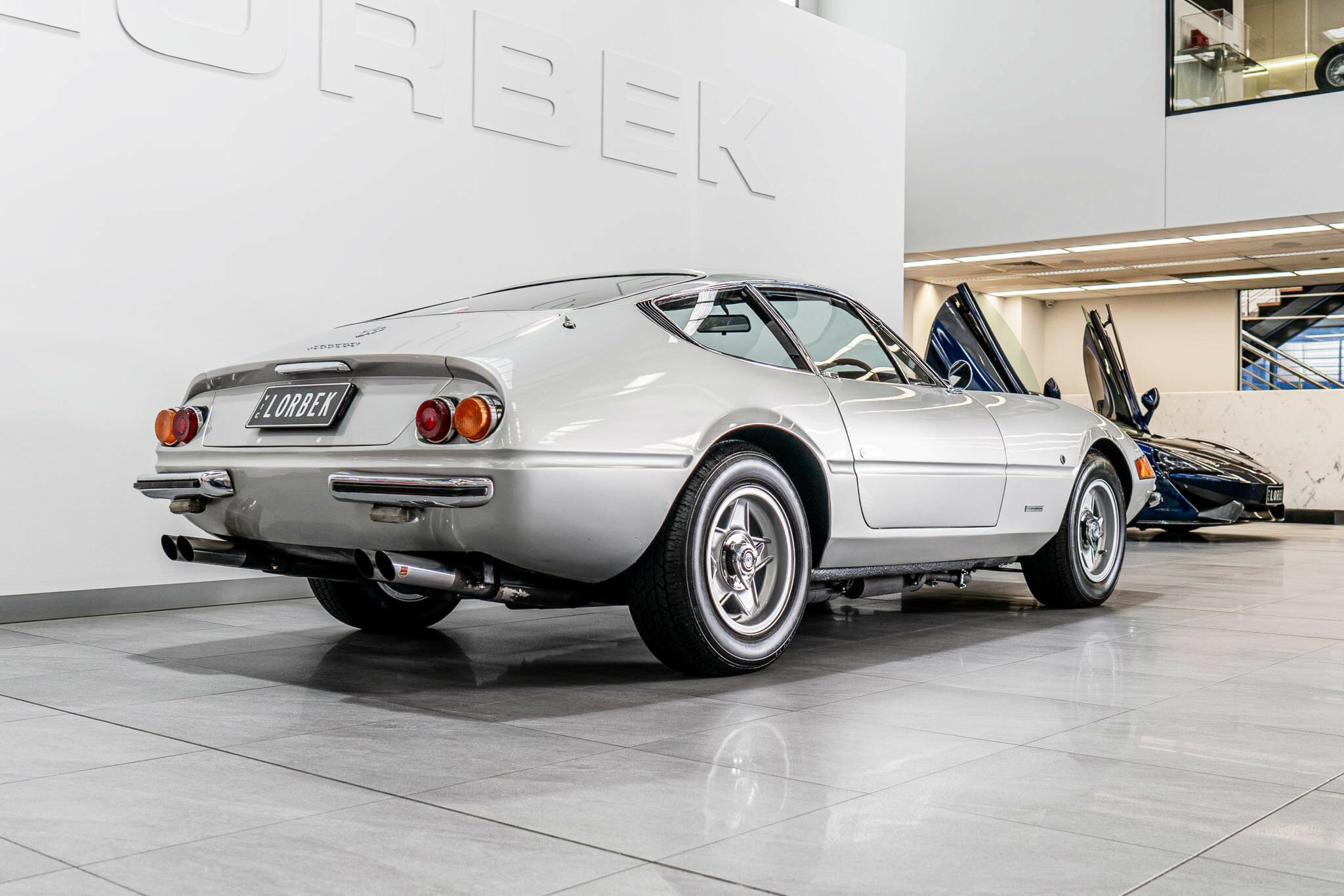 1970 FERRARI 365 GTB4 (DAYTONA) 5 SP MANUAL 2D COUPE