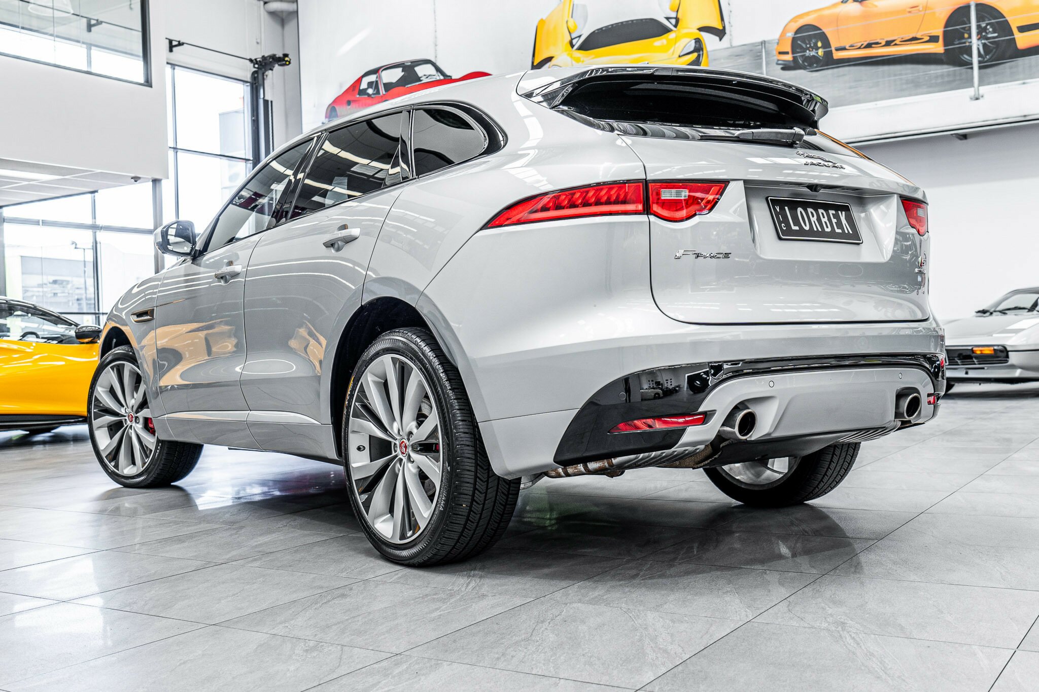2016 JAGUAR F-PACE MY17 30d S 8 SP AUTOMATIC 4D WAGON