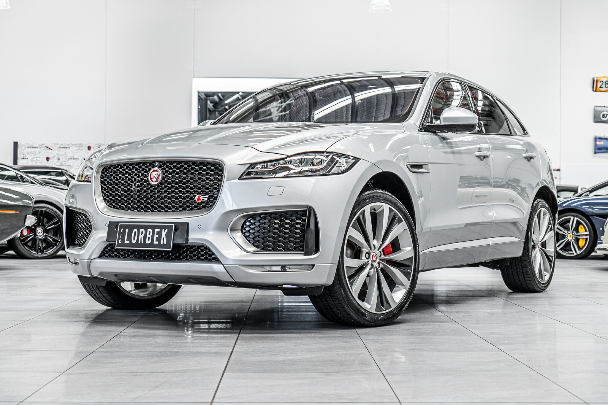 2016 JAGUAR F-PACE MY17 30d S 8 SP AUTOMATIC 4D WAGON