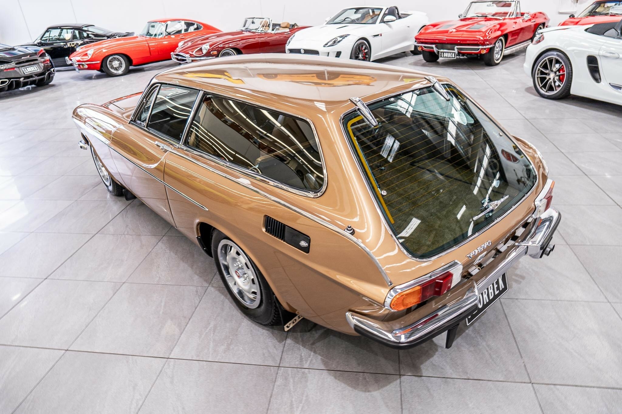 1972 VOLVO P 1800 ES 4 SP MANUAL 2D COUPE