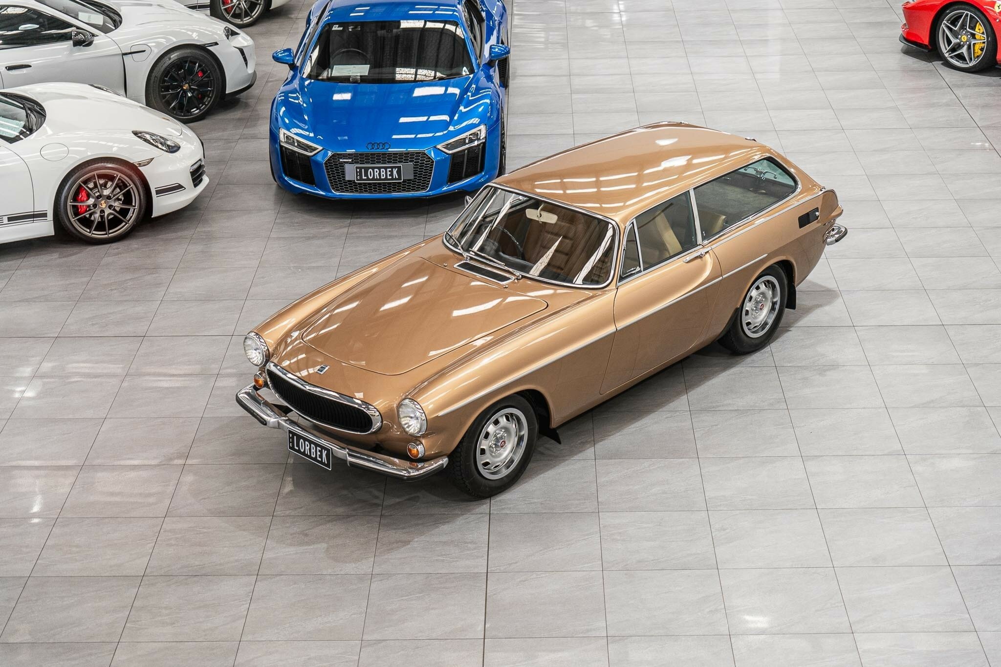 1972 VOLVO P 1800 ES 4 SP MANUAL 2D COUPE