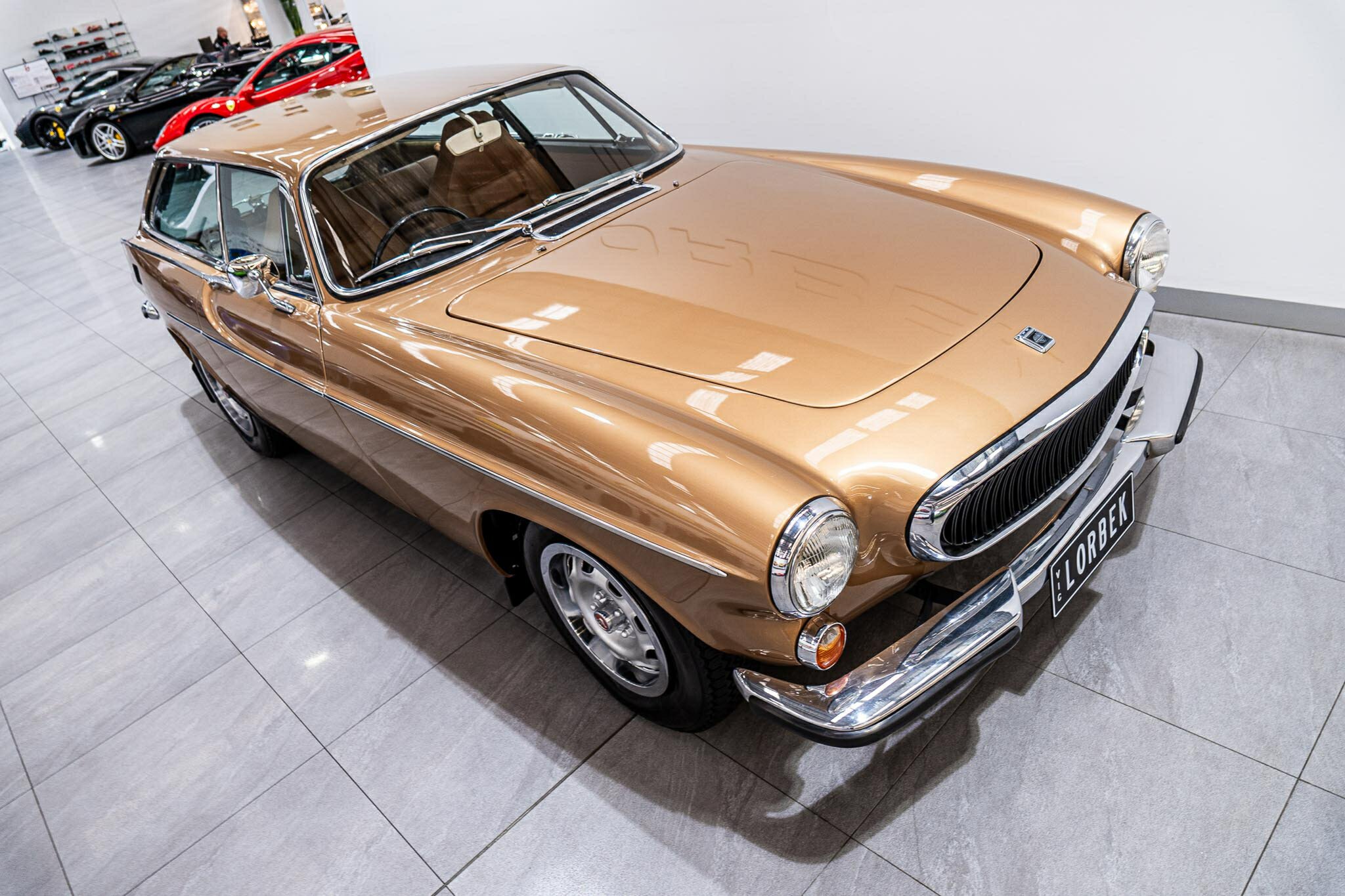 1972 VOLVO P 1800 ES 4 SP MANUAL 2D COUPE