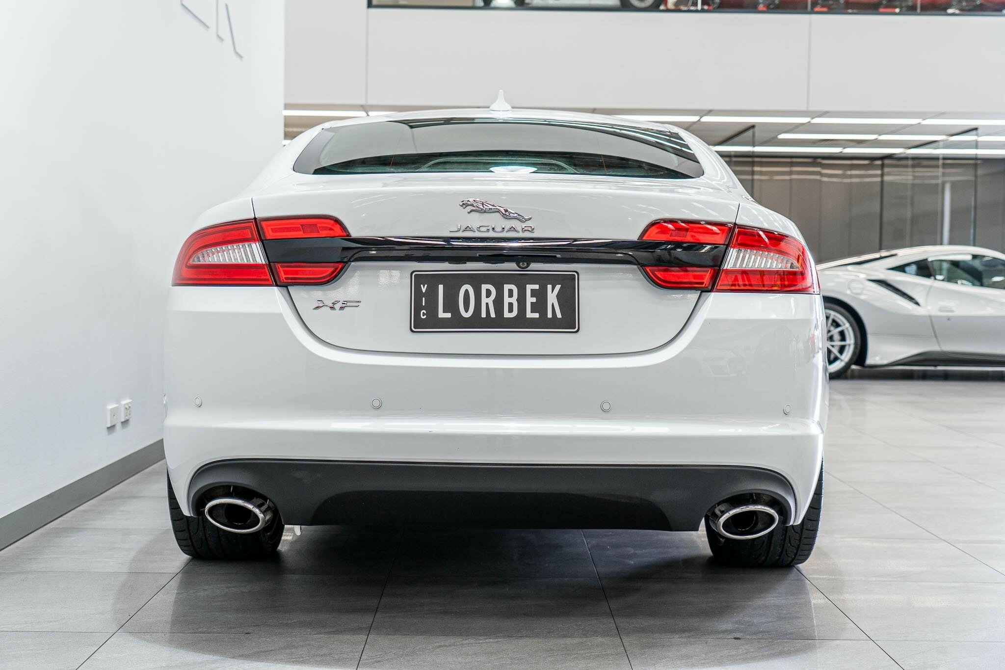 2014 JAGUAR XF MY15 2.0 LUXURY 8 SP AUTOMATIC 4D SEDAN