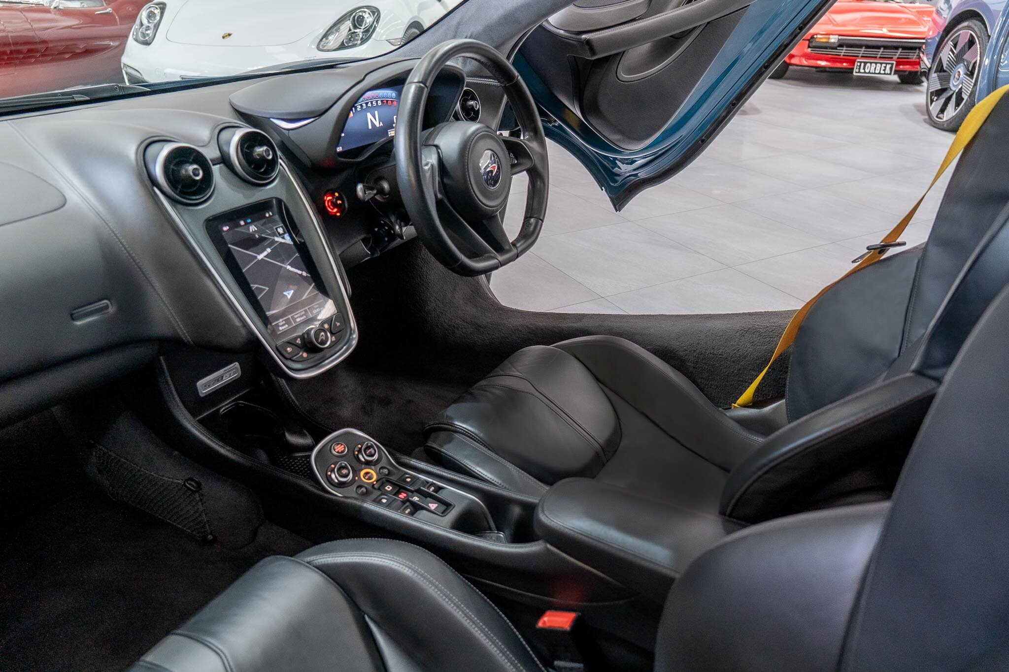 2017 McLAREN 570GT MY17 7 SP AUTO DUAL CLUTCH SEDAN