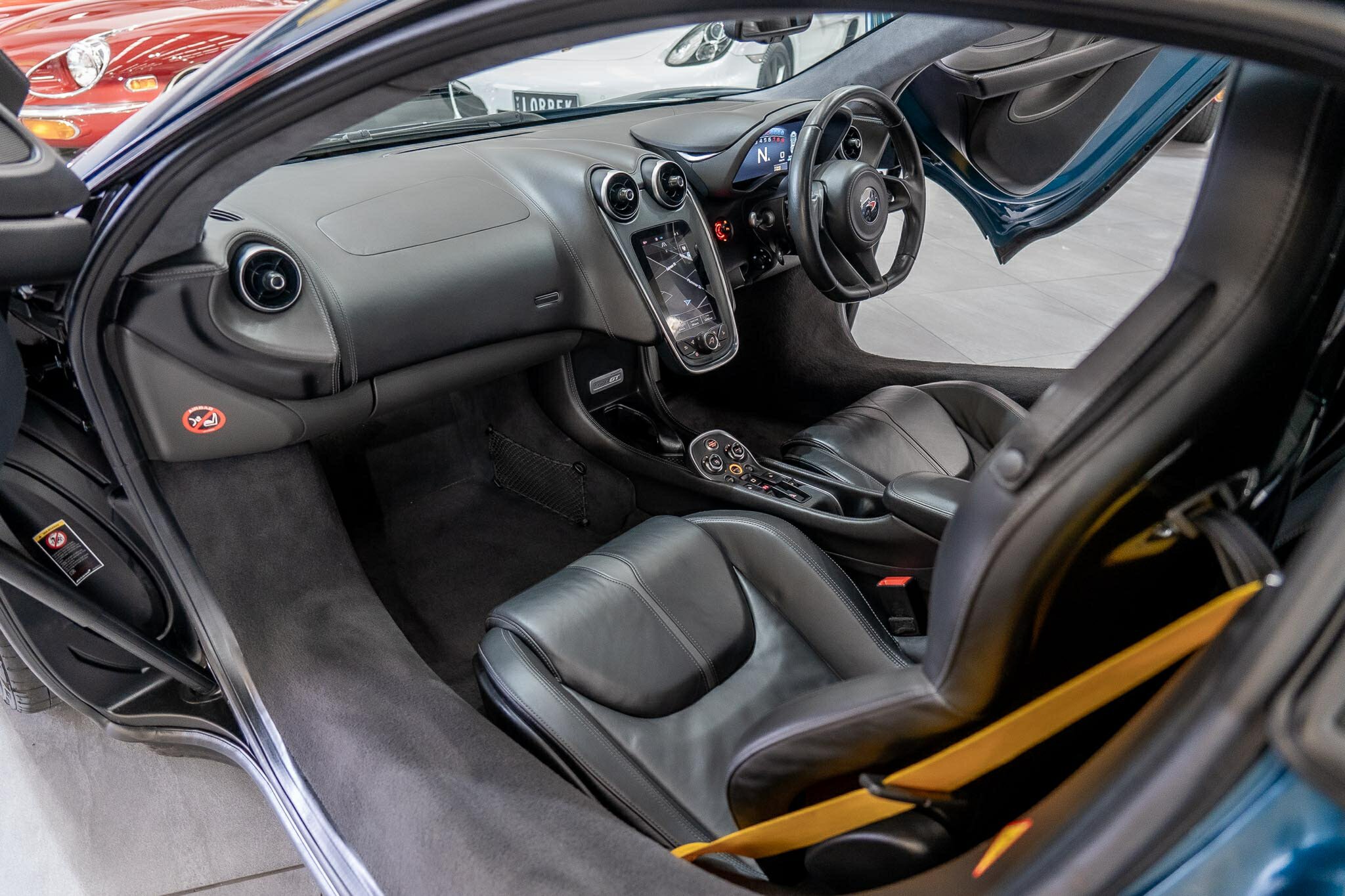 2017 McLAREN 570GT MY17 7 SP AUTO DUAL CLUTCH SEDAN