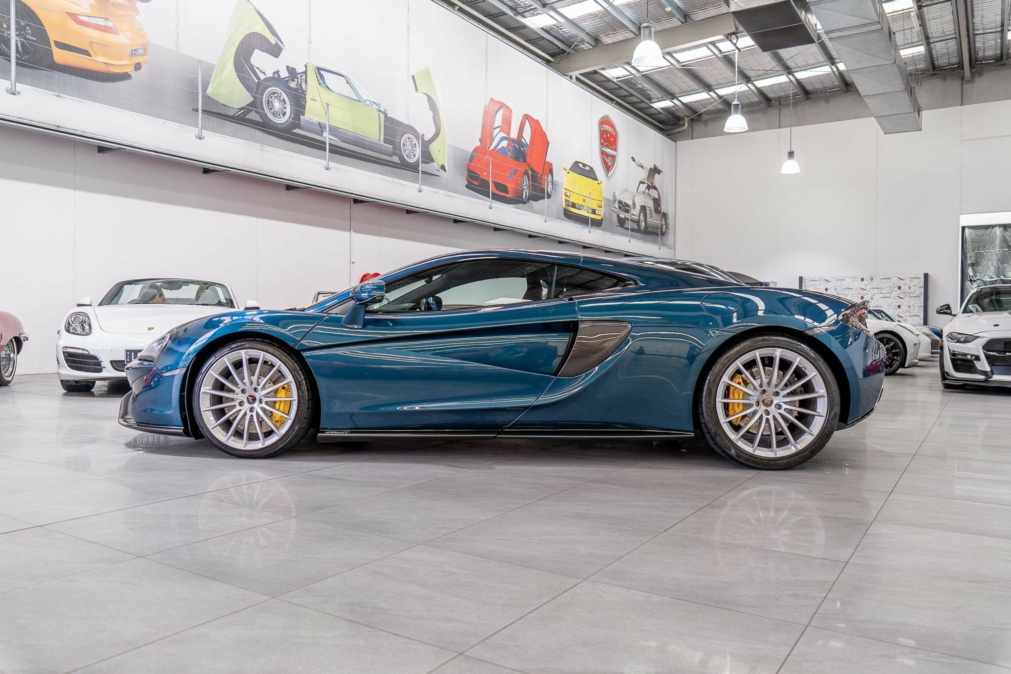 2017 McLAREN 570GT MY17 7 SP AUTO DUAL CLUTCH SEDAN