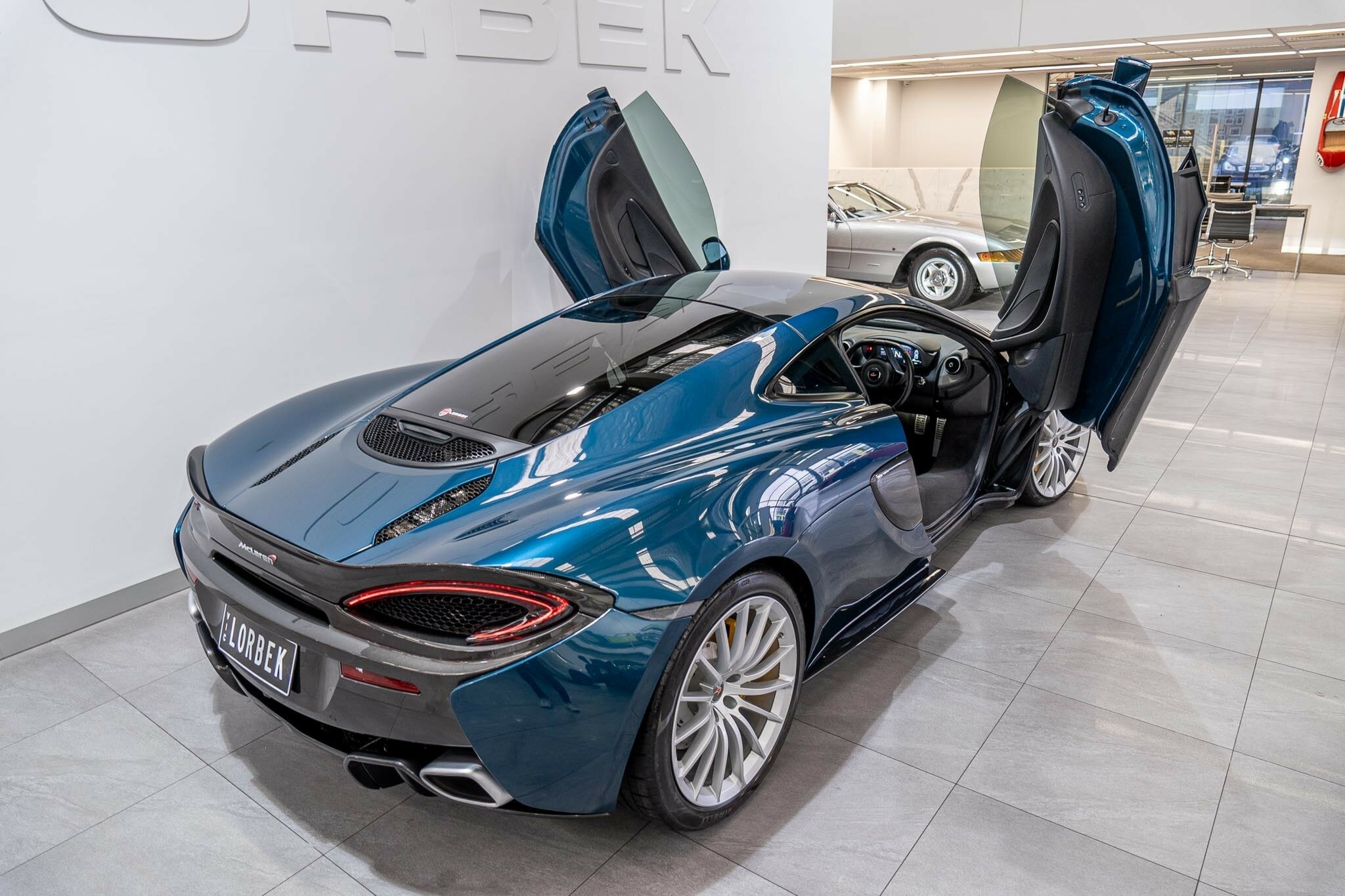 2017 McLAREN 570GT MY17 7 SP AUTO DUAL CLUTCH SEDAN