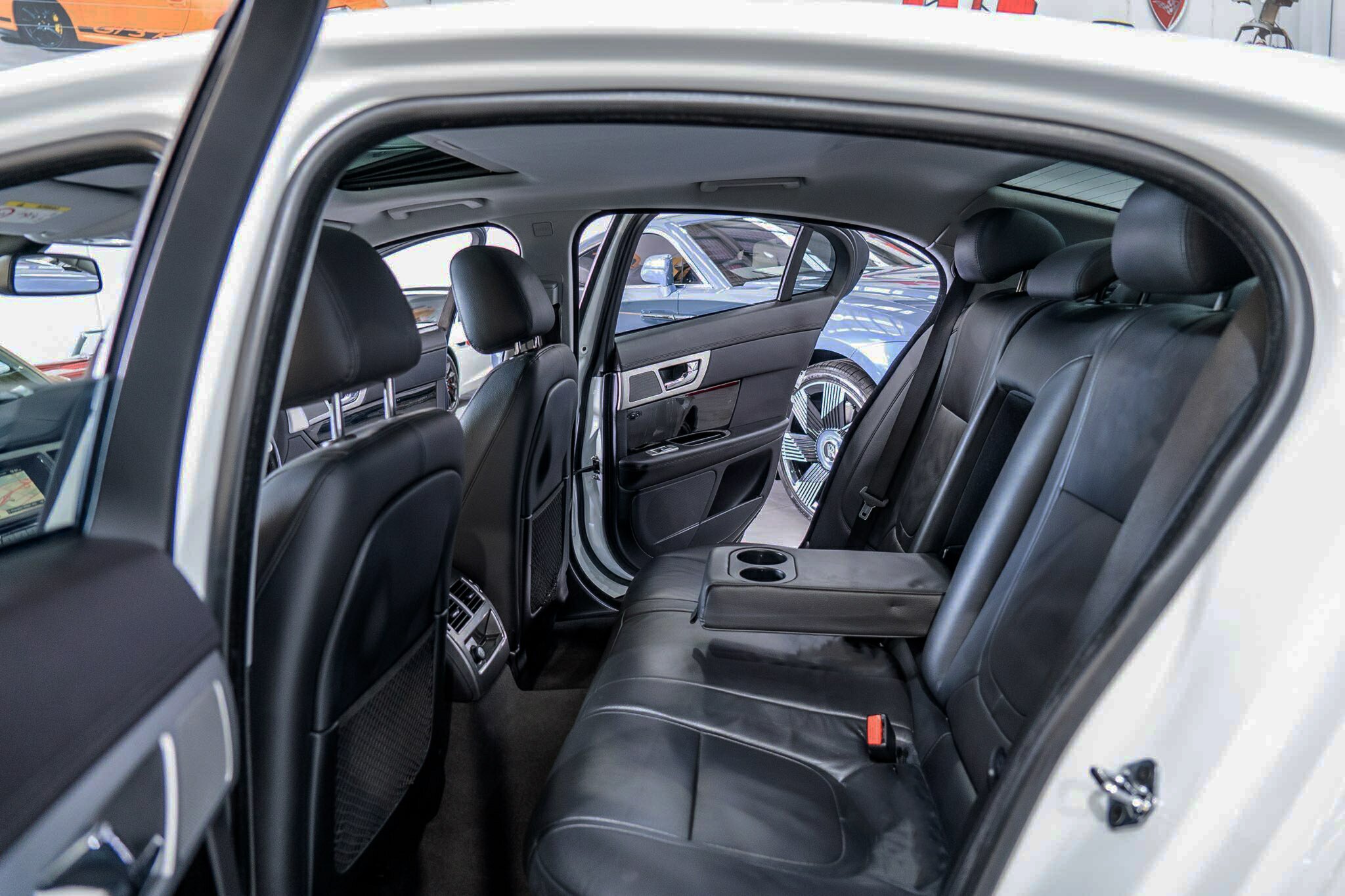 2014 JAGUAR XF MY14 3.0D LUXURY 8 SP AUTOMATIC 4D SEDAN