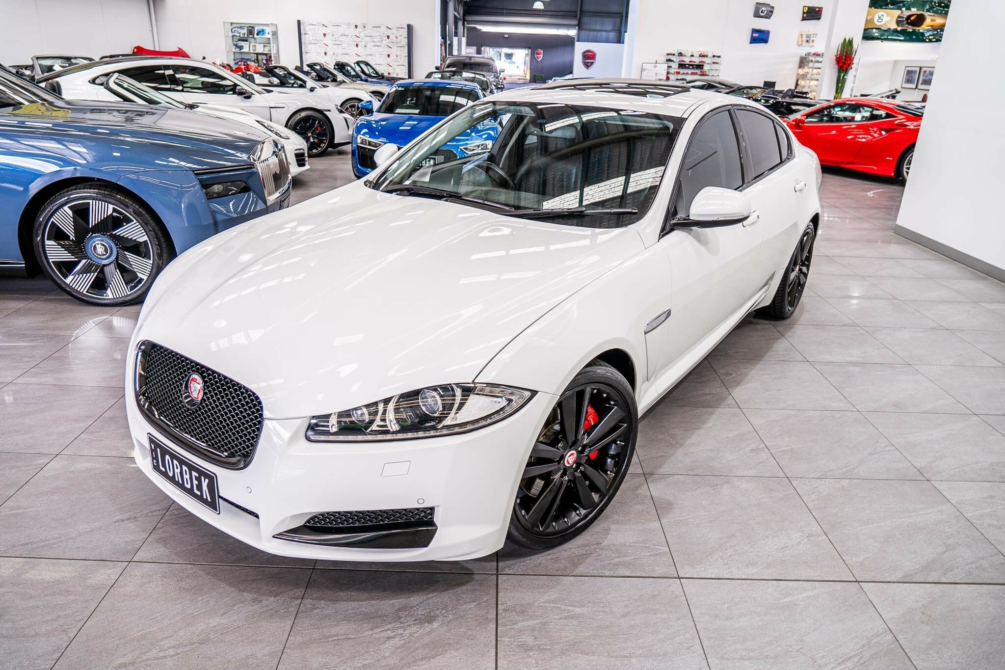 2014 JAGUAR XF MY14 3.0D LUXURY 8 SP AUTOMATIC 4D SEDAN