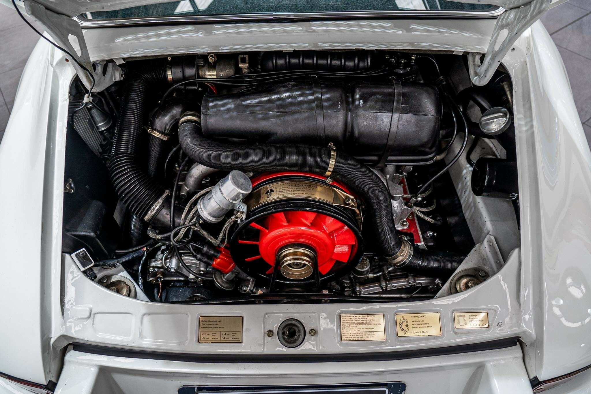 1977 PORSCHE 911 2.7 4 SP MANUAL 2D TARGA