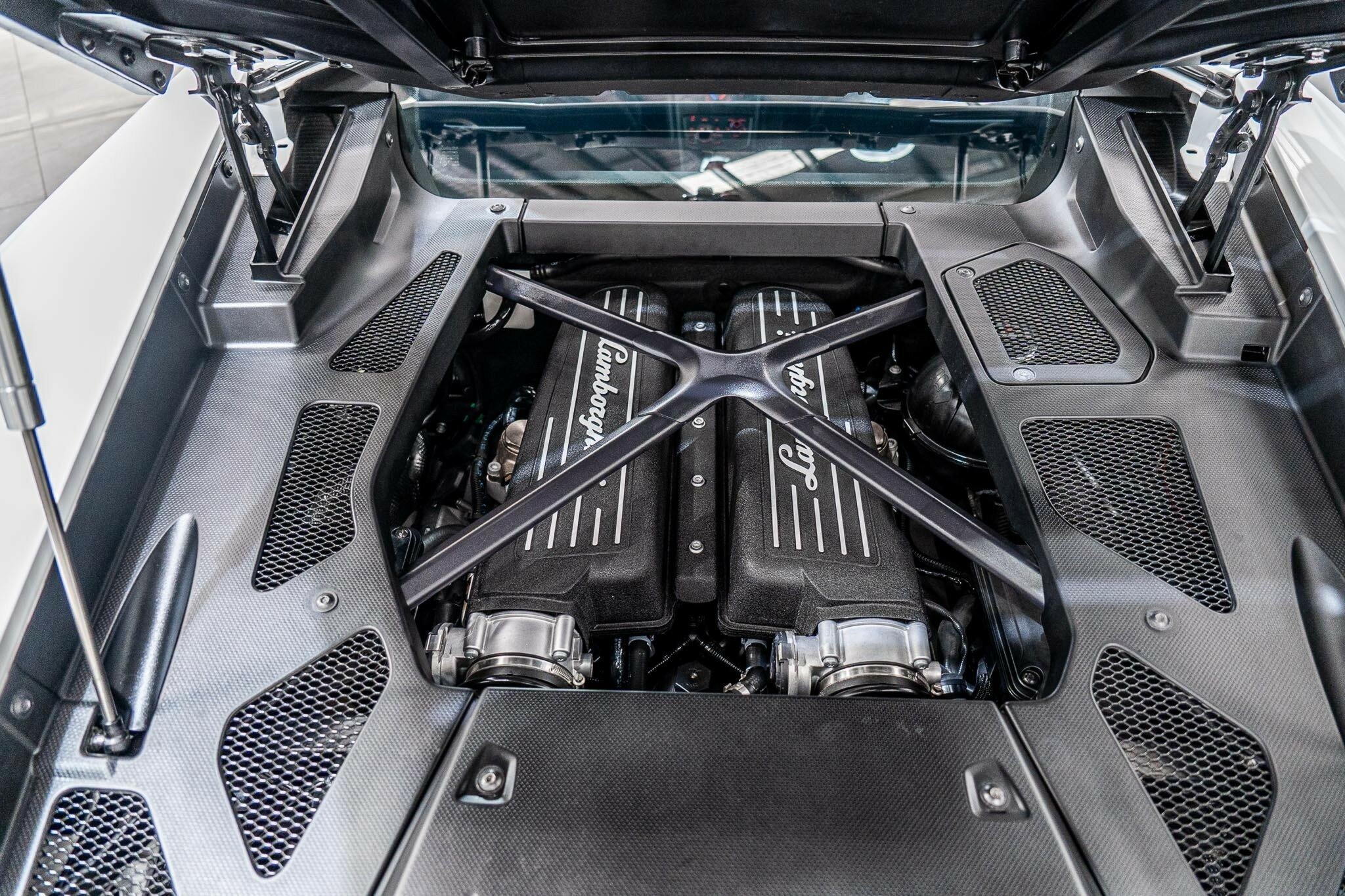 2017 LAMBORGHINI HURACAN 724 MY18 LP 580-2 (RWD) 7 SP AUTO DIRECT SHIFT SEDAN