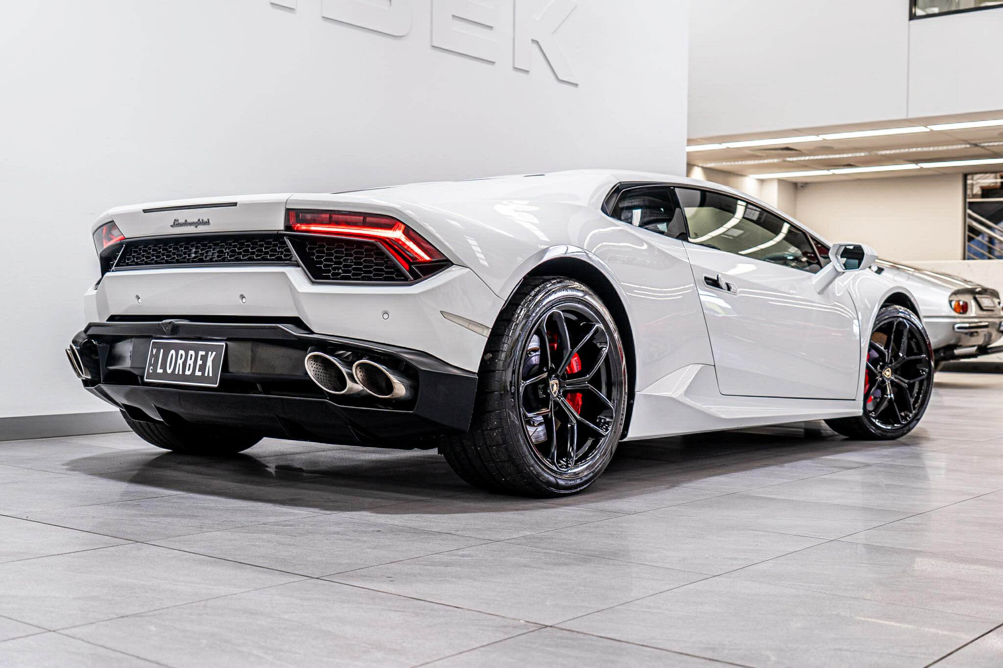 2017 LAMBORGHINI HURACAN 724 MY18 LP 580-2 (RWD) 7 SP AUTO DIRECT SHIFT SEDAN