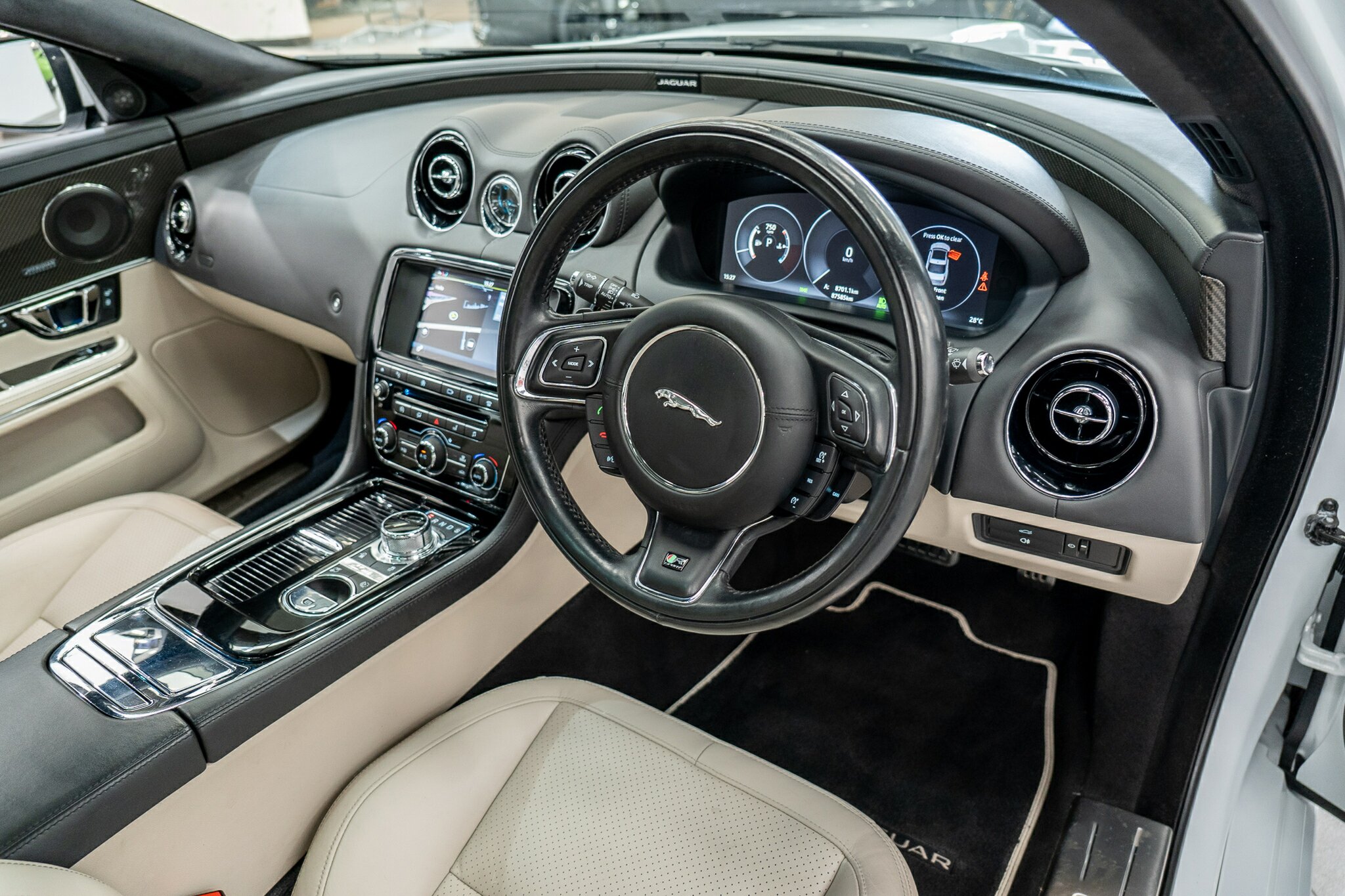 2016 JAGUAR XJ X351 MY16 3.0 V6 SC R-SPORT SWB 8 SP AUTOMATIC 4D SEDAN