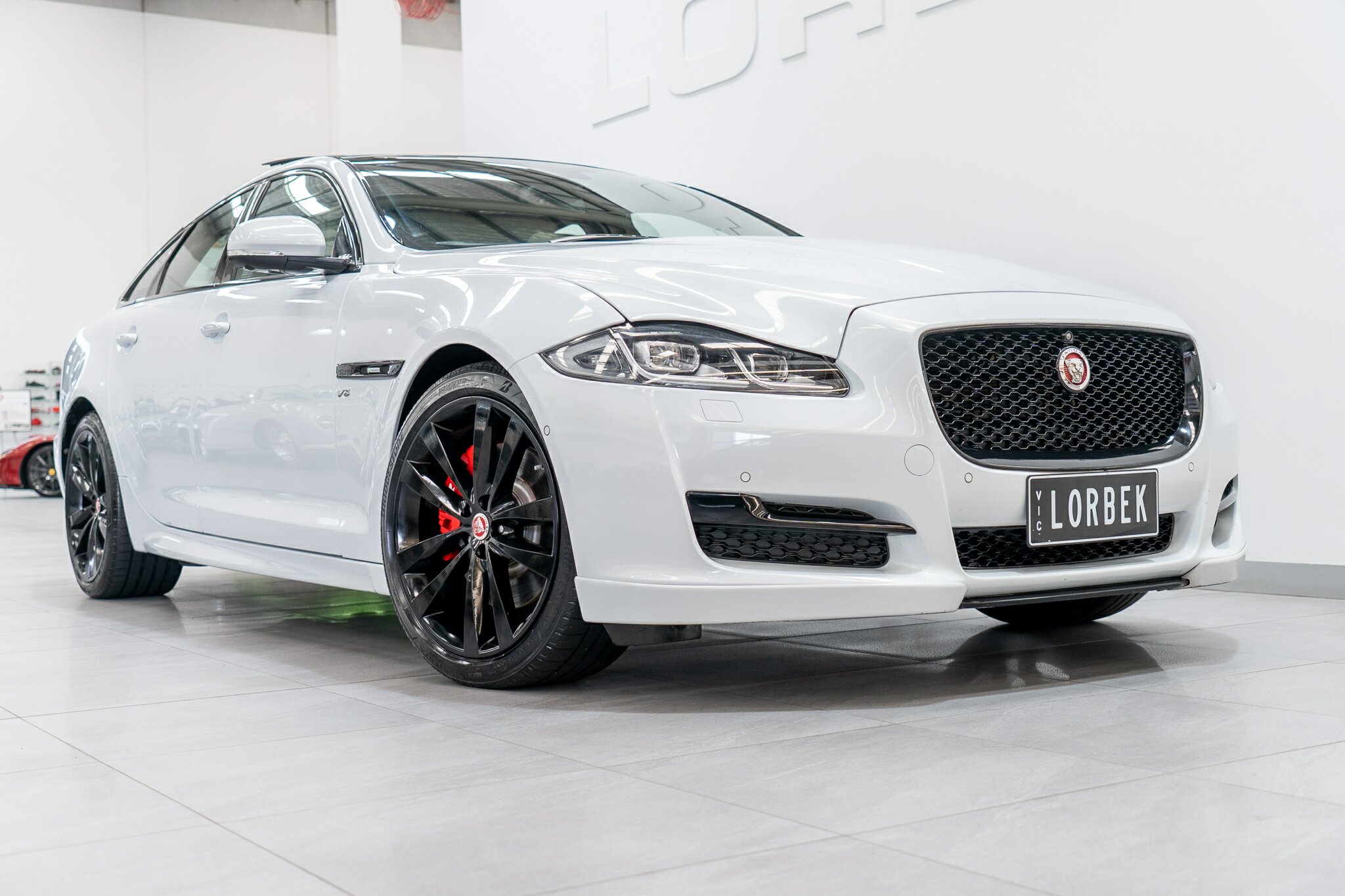 2016 JAGUAR XJ X351 MY16 3.0 V6 SC R-SPORT SWB 8 SP AUTOMATIC 4D SEDAN
