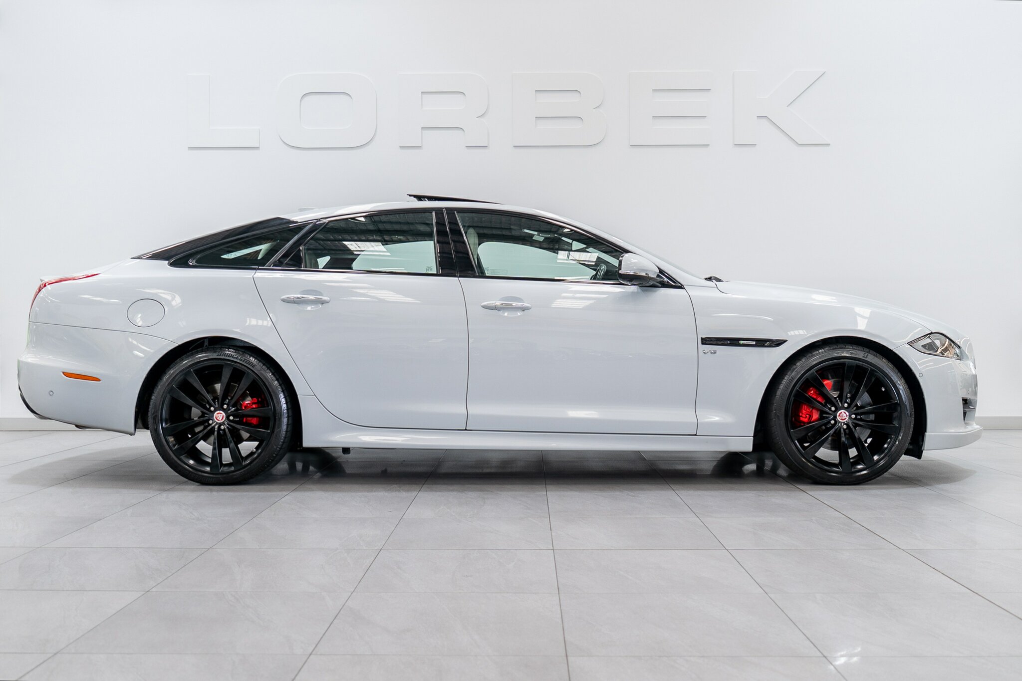 2016 JAGUAR XJ X351 MY16 3.0 V6 SC R-SPORT SWB 8 SP AUTOMATIC 4D SEDAN