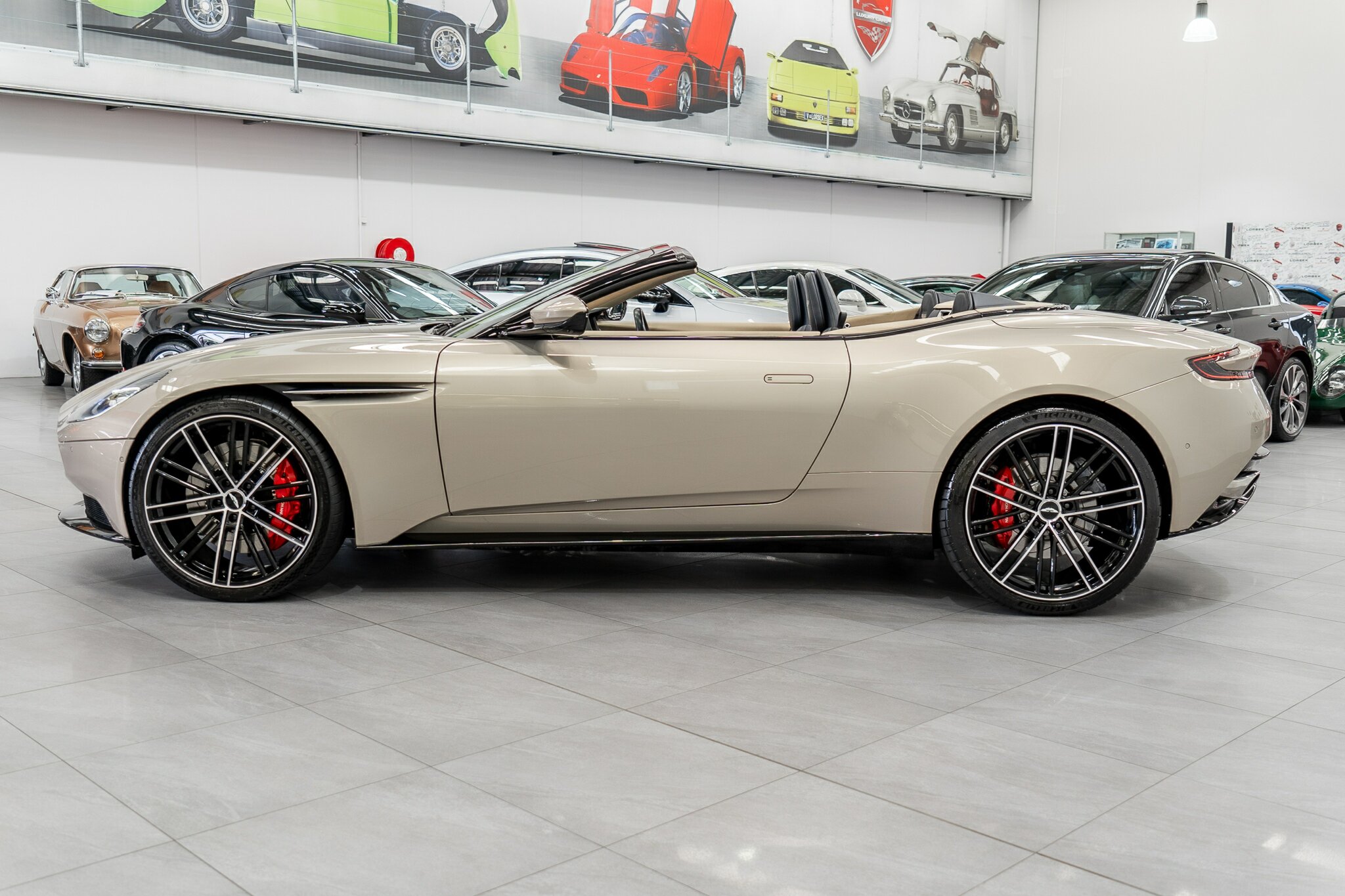 2021 ASTON MARTIN DB11 MY21 VOLANTE 8 SP AUTO STEPTRONIC SPRT 2D CONVERTIBLE