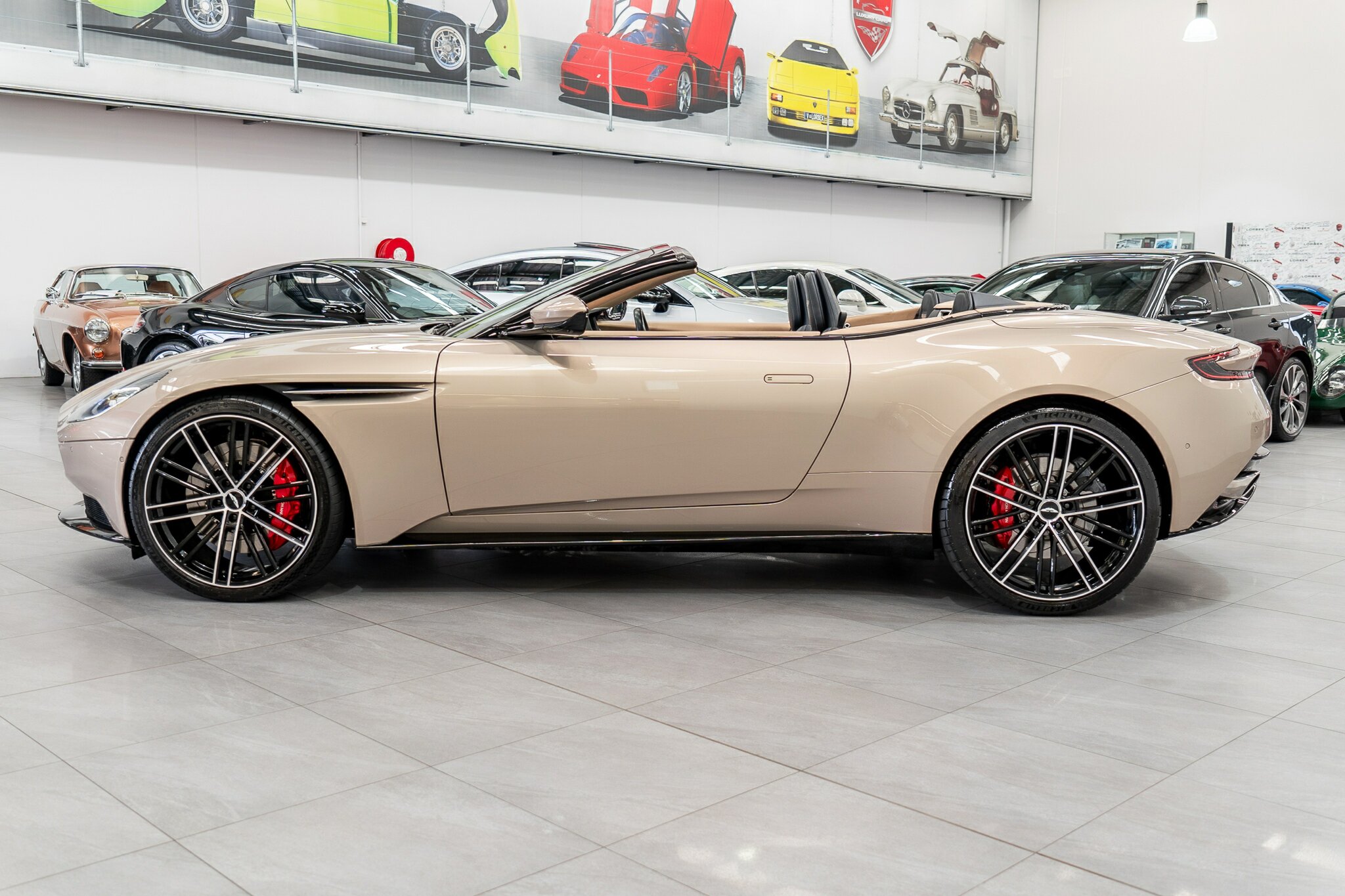 2021 ASTON MARTIN DB11 MY21 VOLANTE 8 SP AUTO STEPTRONIC SPRT 2D CONVERTIBLE