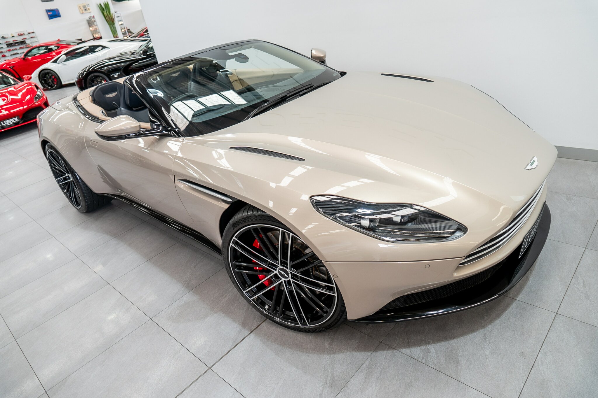 2021 ASTON MARTIN DB11 MY21 VOLANTE 8 SP AUTO STEPTRONIC SPRT 2D CONVERTIBLE