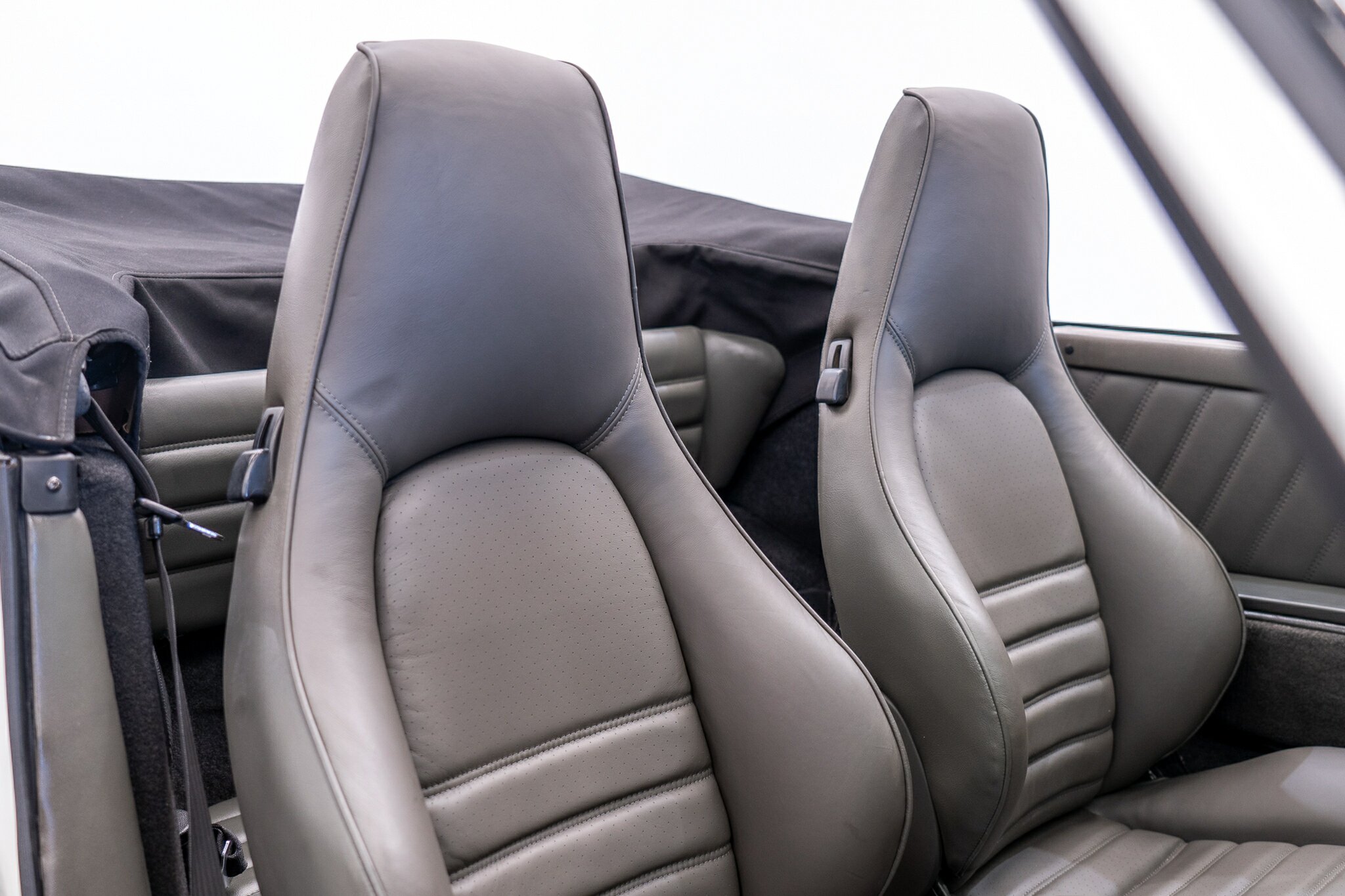 1987 PORSCHE 911 CARRERA 5 SP MANUAL 2D CABRIOLET