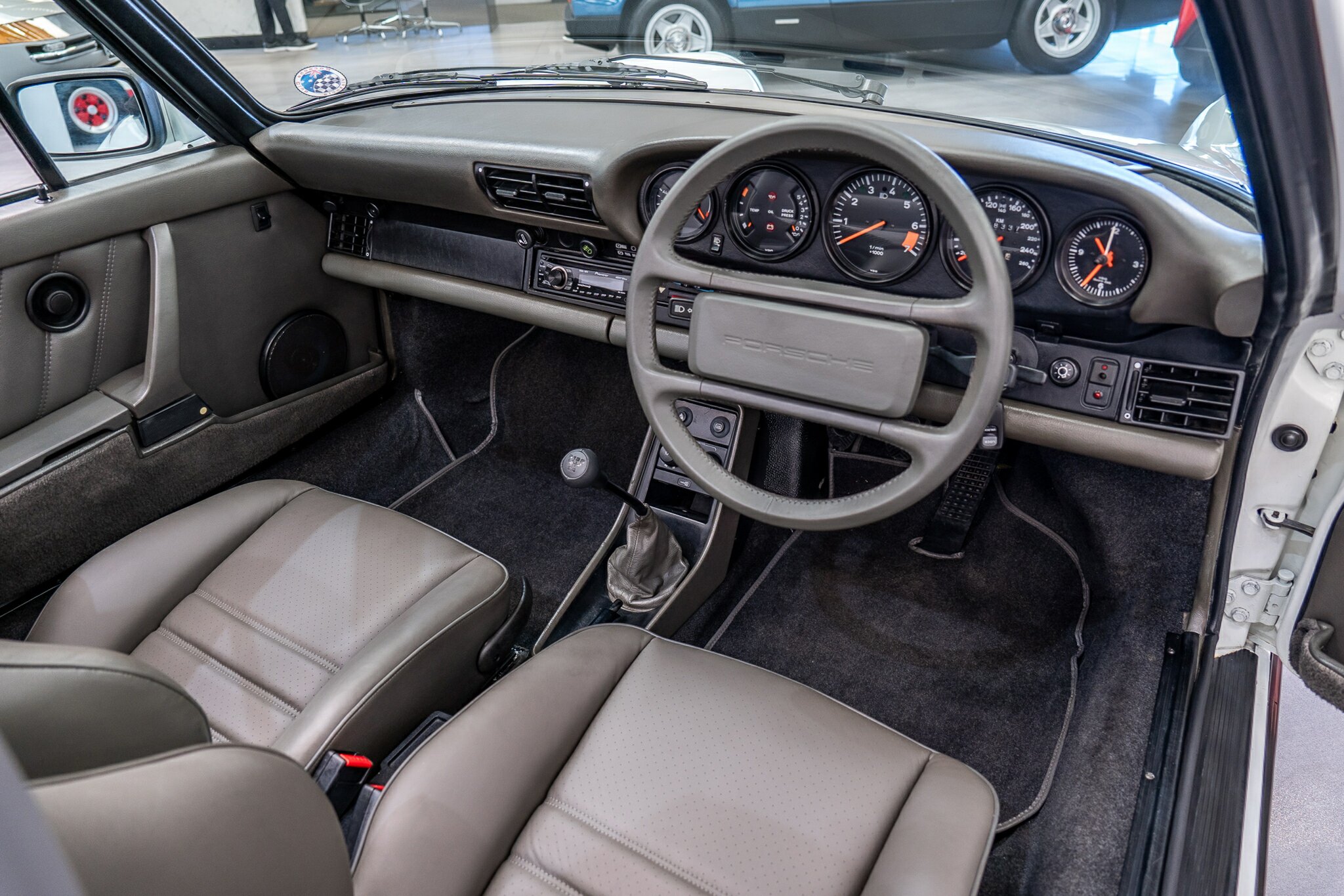 1987 PORSCHE 911 CARRERA 5 SP MANUAL 2D CABRIOLET