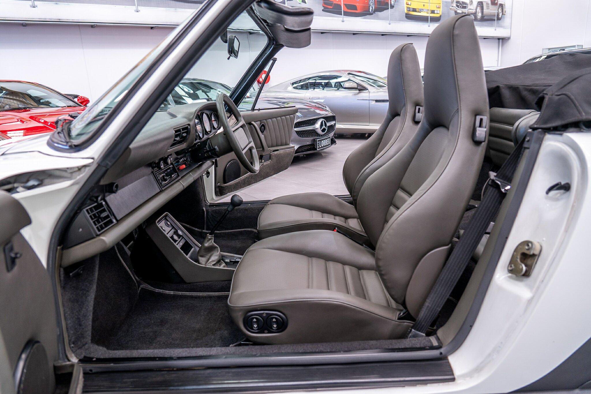 1987 PORSCHE 911 CARRERA 5 SP MANUAL 2D CABRIOLET