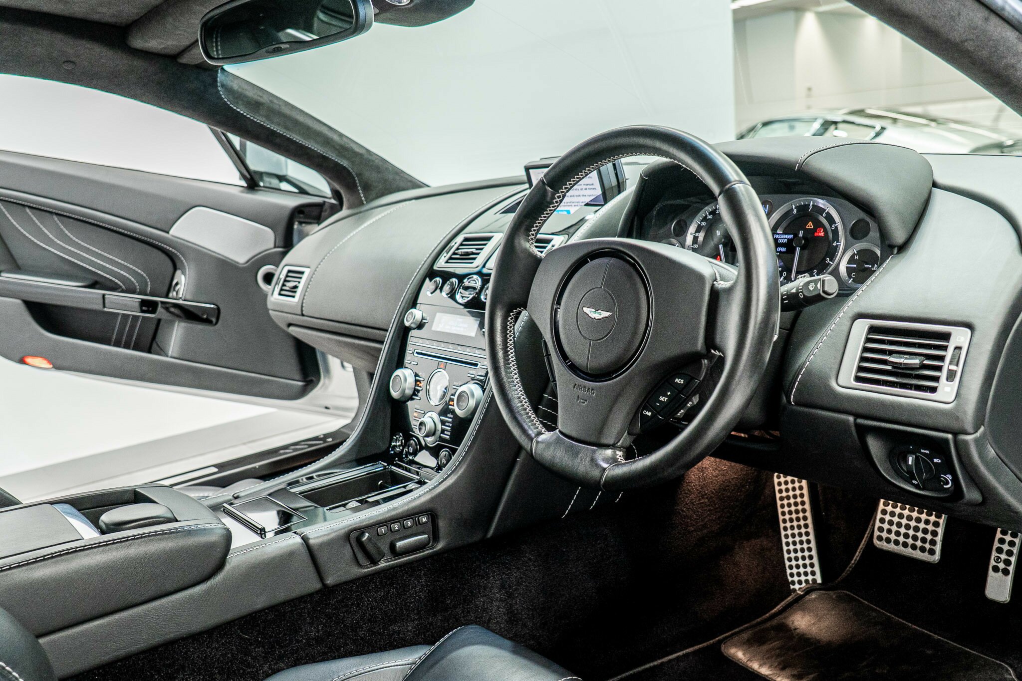 2011 ASTON MARTIN V8 MY11 VANTAGE S 7 SP AUTOMATIC SEDAN