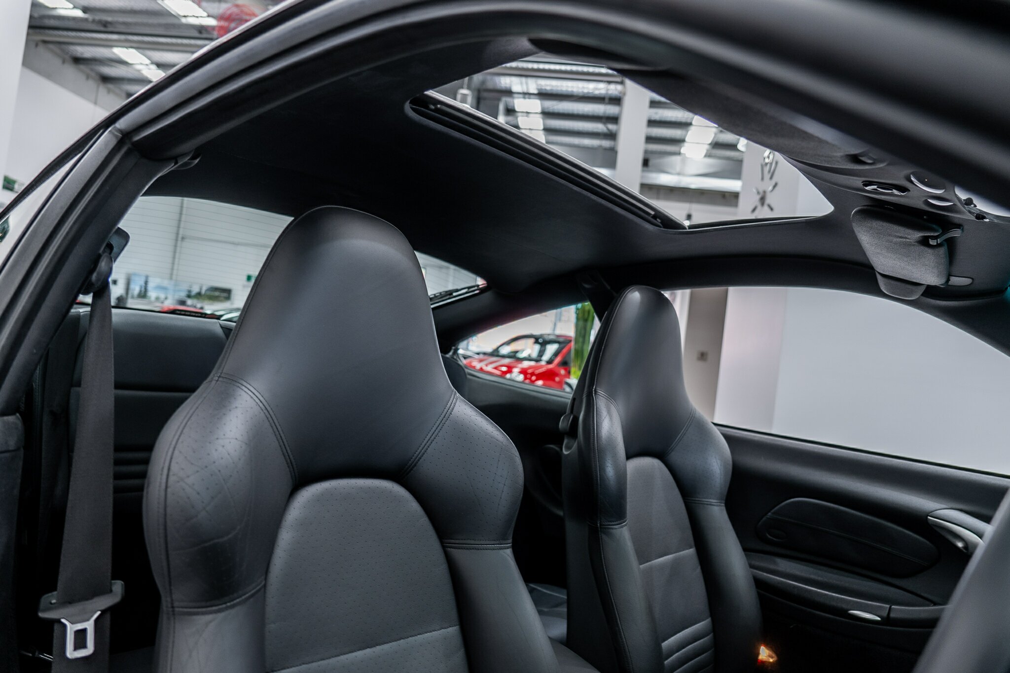 1998 PORSCHE 911 CARRERA 4 6 SP MANUAL 2D COUPE