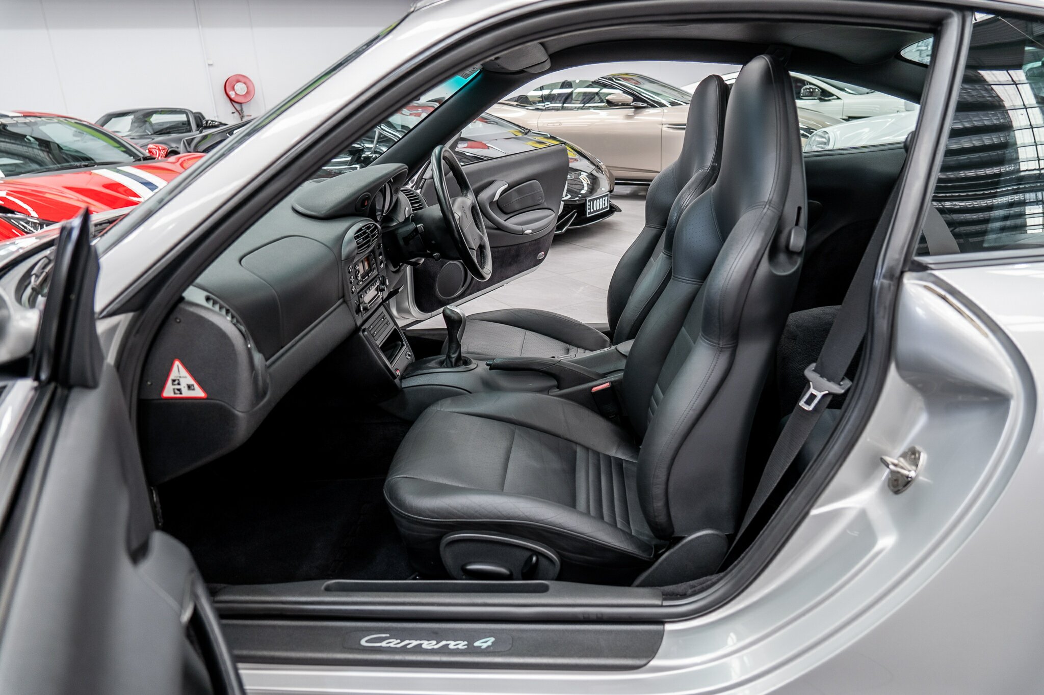 1998 PORSCHE 911 CARRERA 4 6 SP MANUAL 2D COUPE