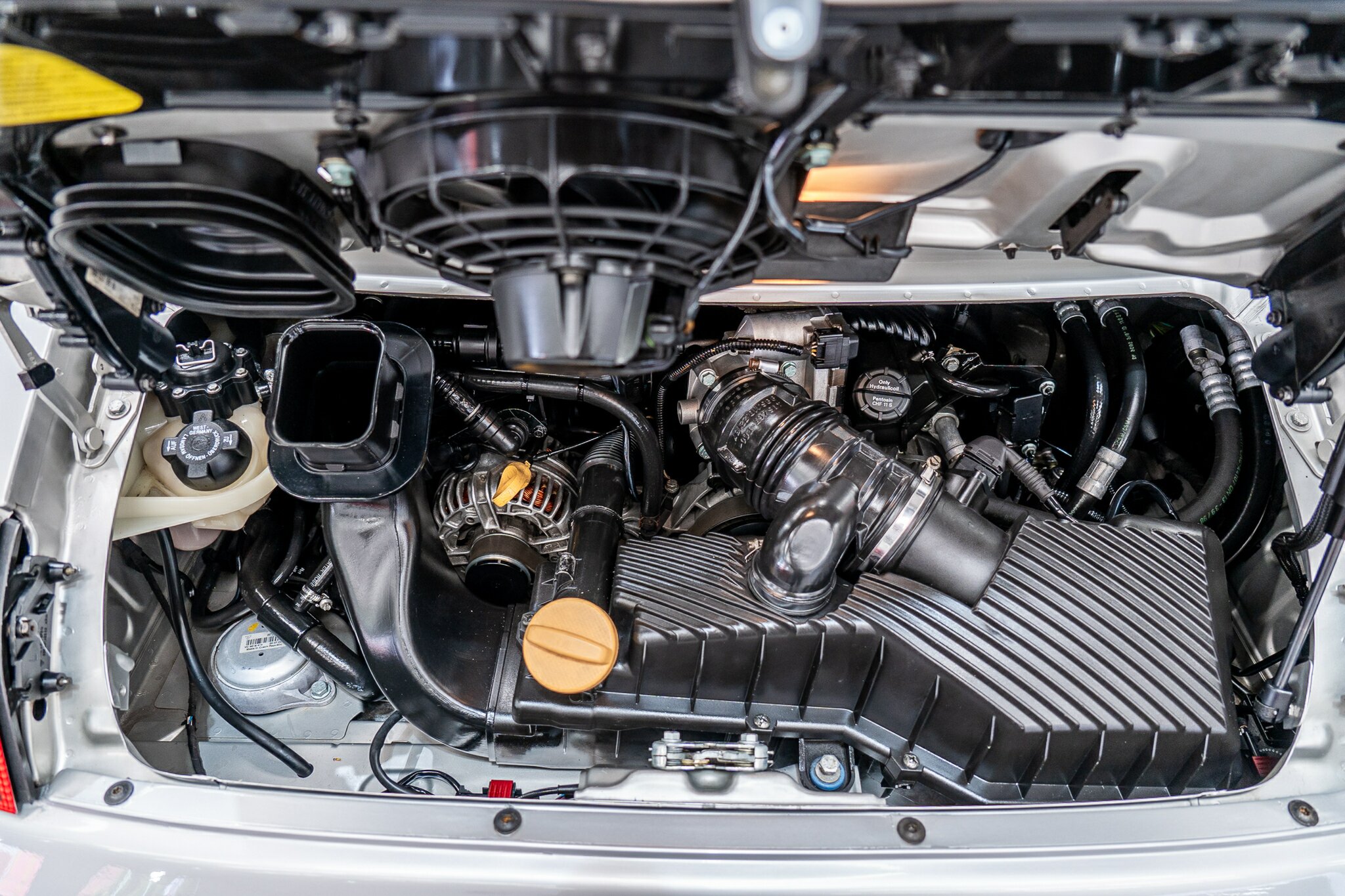 1998 PORSCHE 911 CARRERA 4 6 SP MANUAL 2D COUPE
