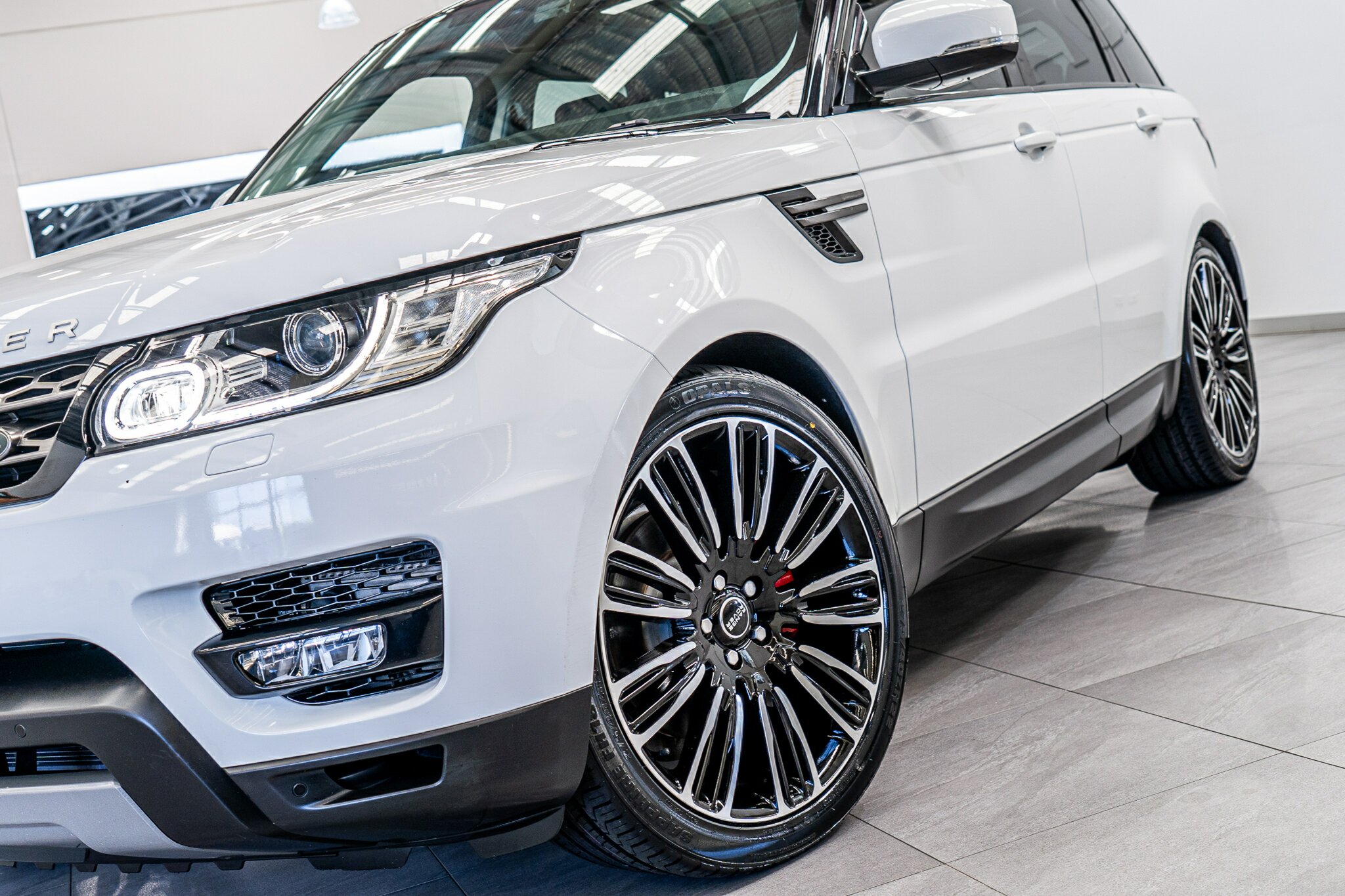 2017 RANGE ROVER RANGE ROVER LW MY17 SPORT 3.0 TDV6 SE 8 SP AUTOMATIC 4D WAGON