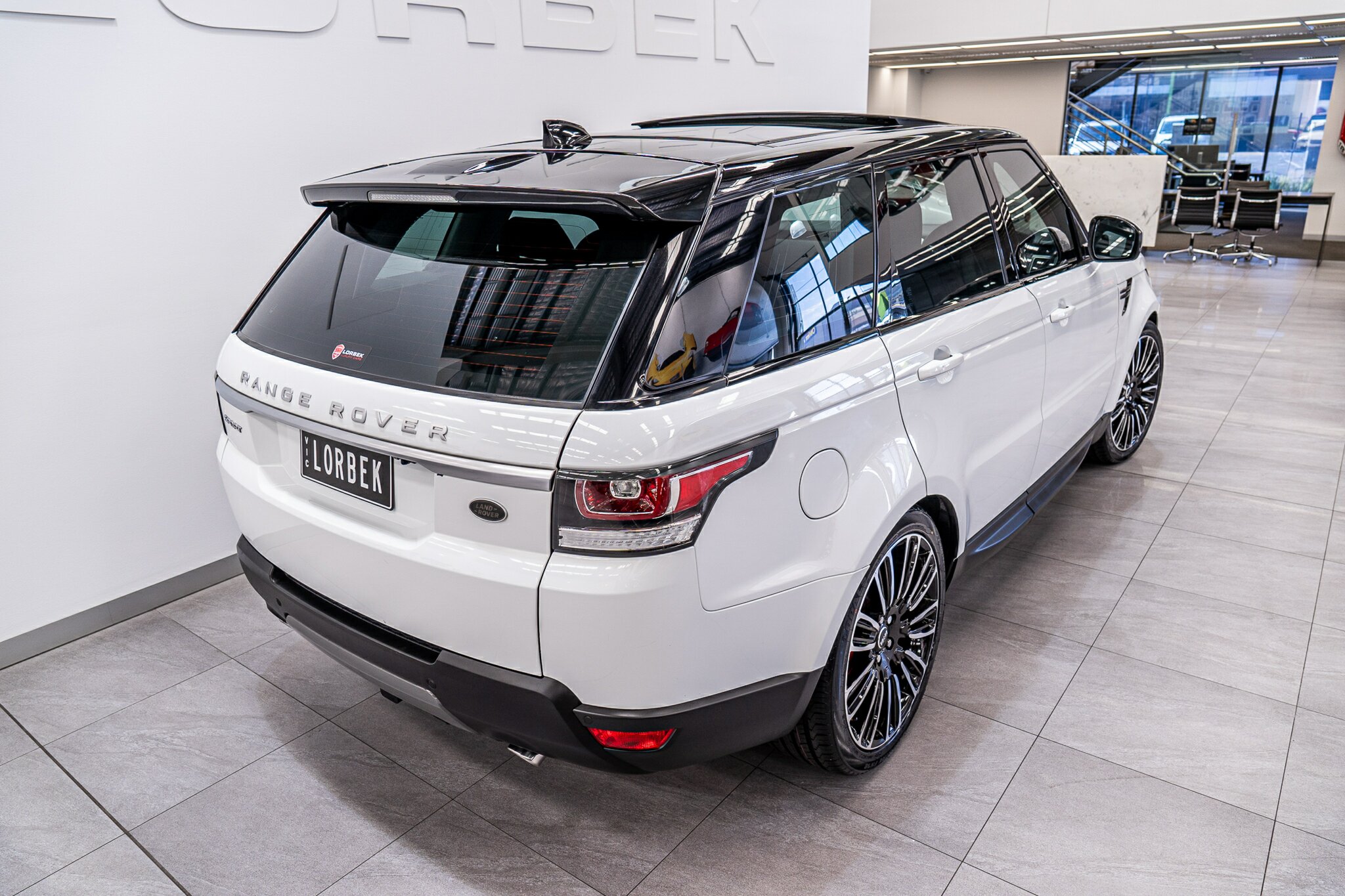 2017 RANGE ROVER RANGE ROVER LW MY17 SPORT 3.0 TDV6 SE 8 SP AUTOMATIC 4D WAGON